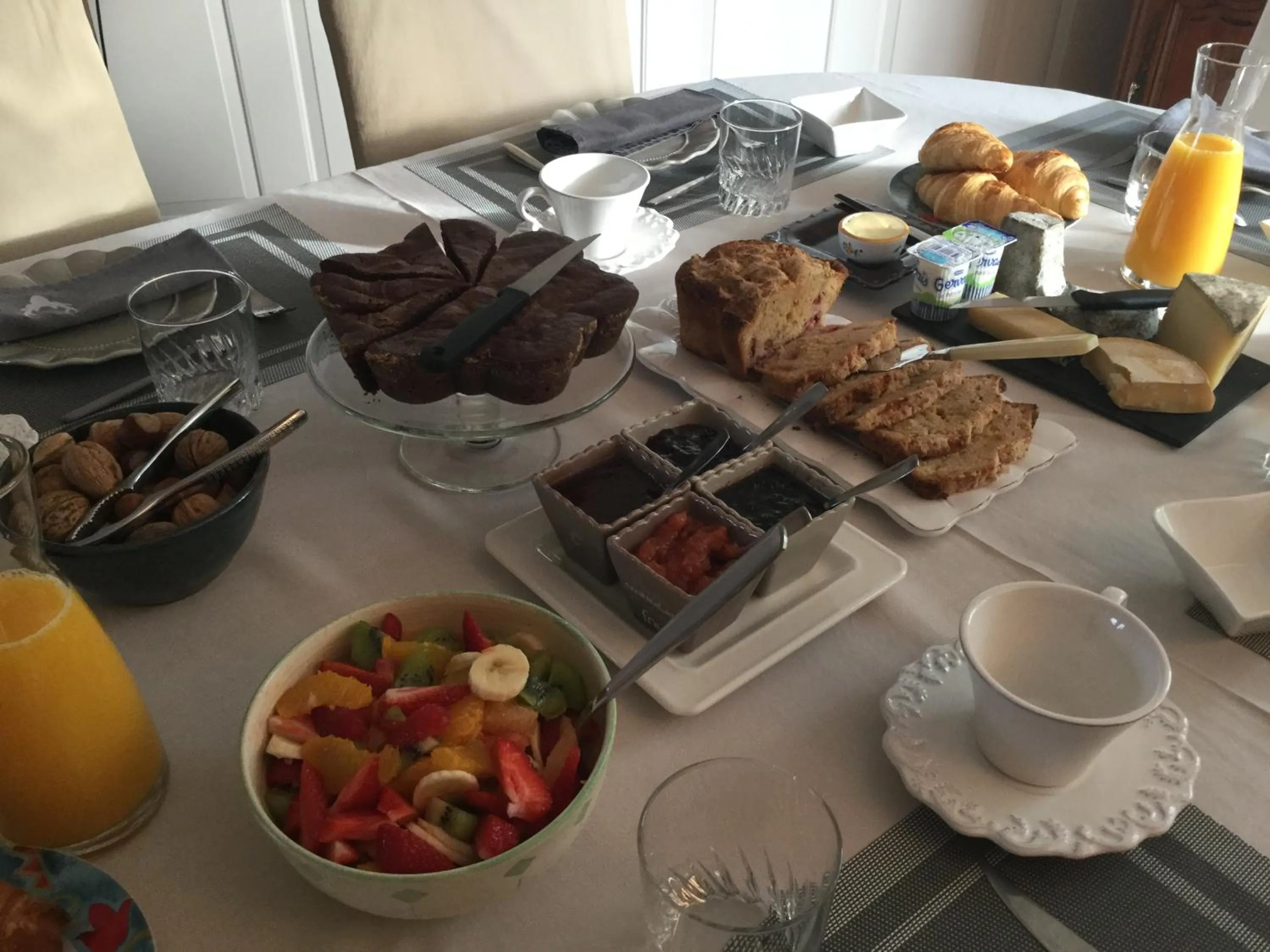 Breakfast in Chambres d'Hotes au Pays de Valencay en Berry