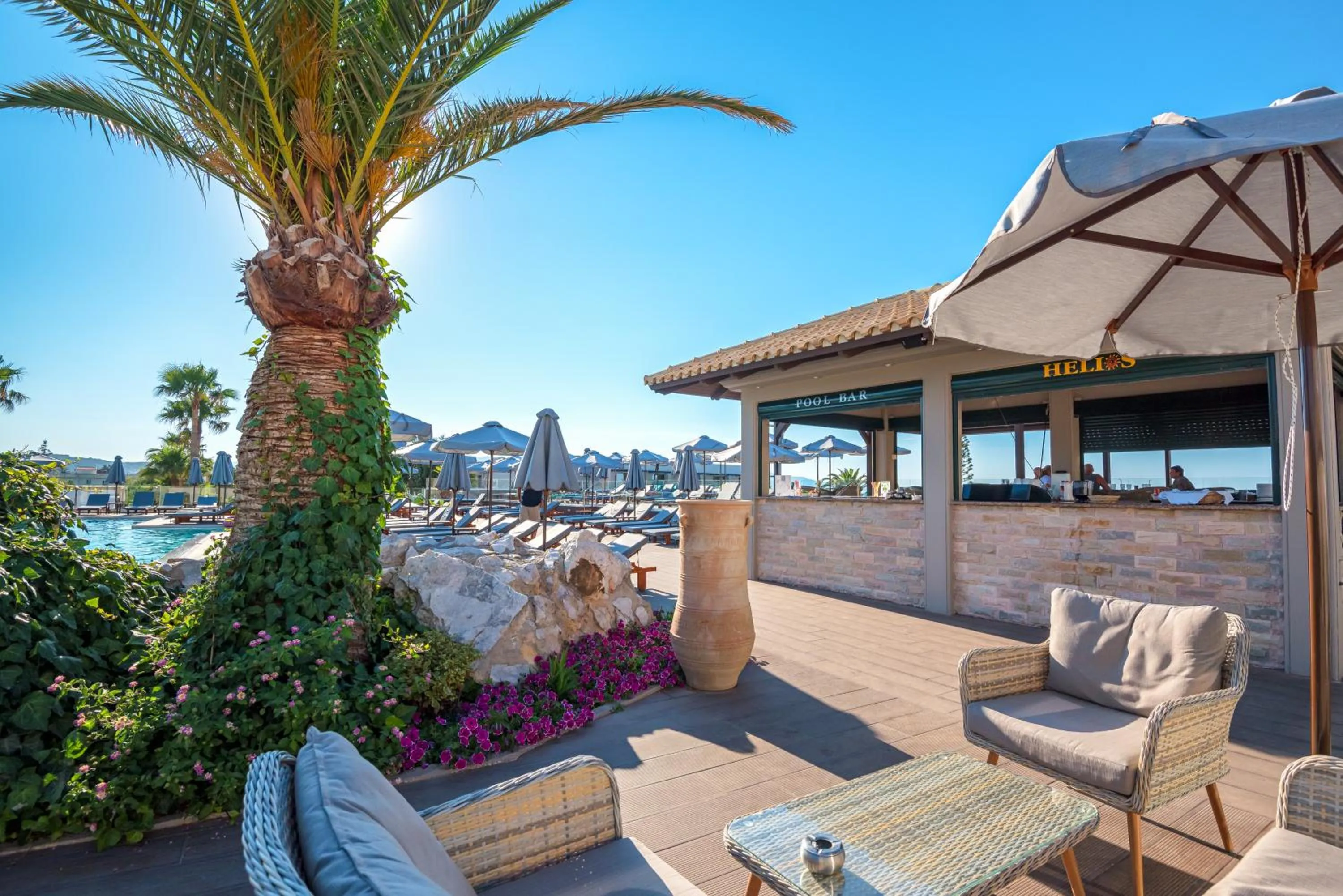 Patio in Solimar Aquamarine Resort