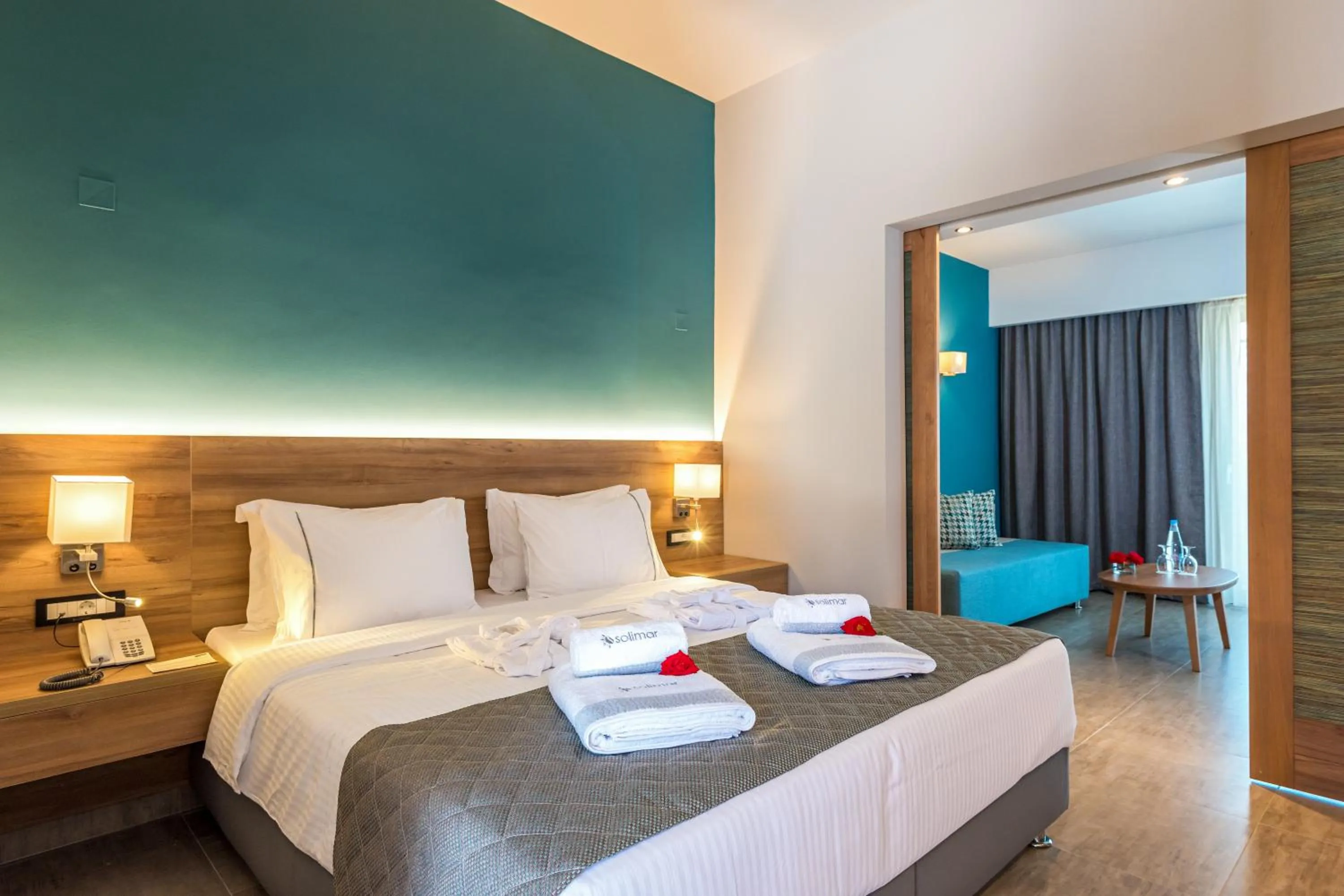 Bed in Solimar Aquamarine Resort