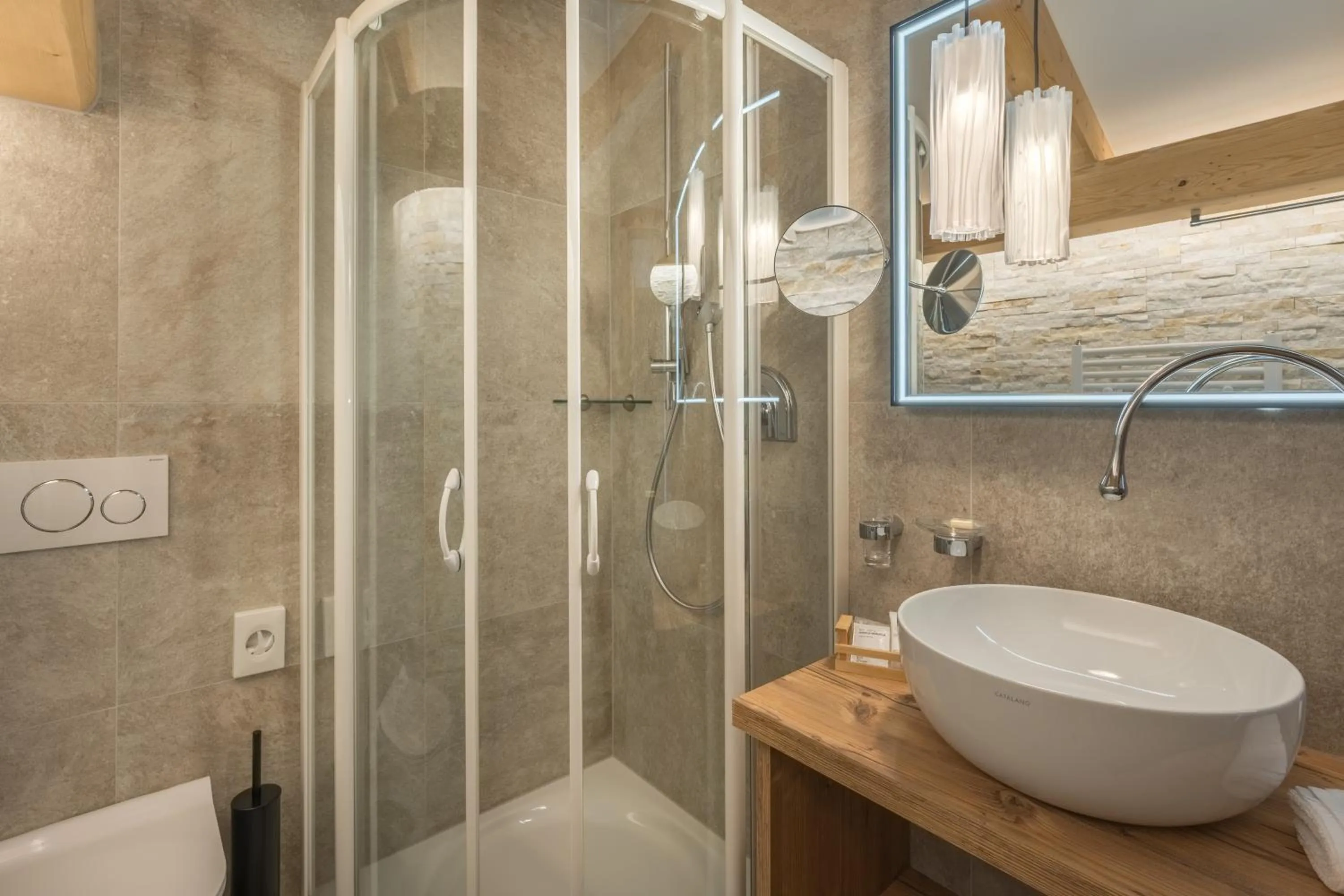 Bathroom in Hotel Jägerheim 3S