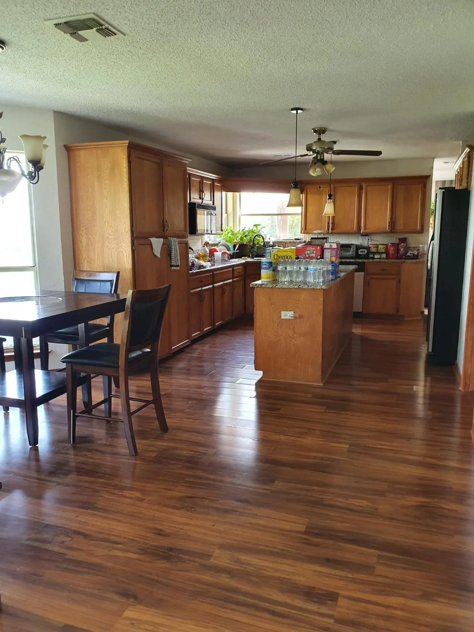 Kitchen or kitchenette in Hilltop Hacienda