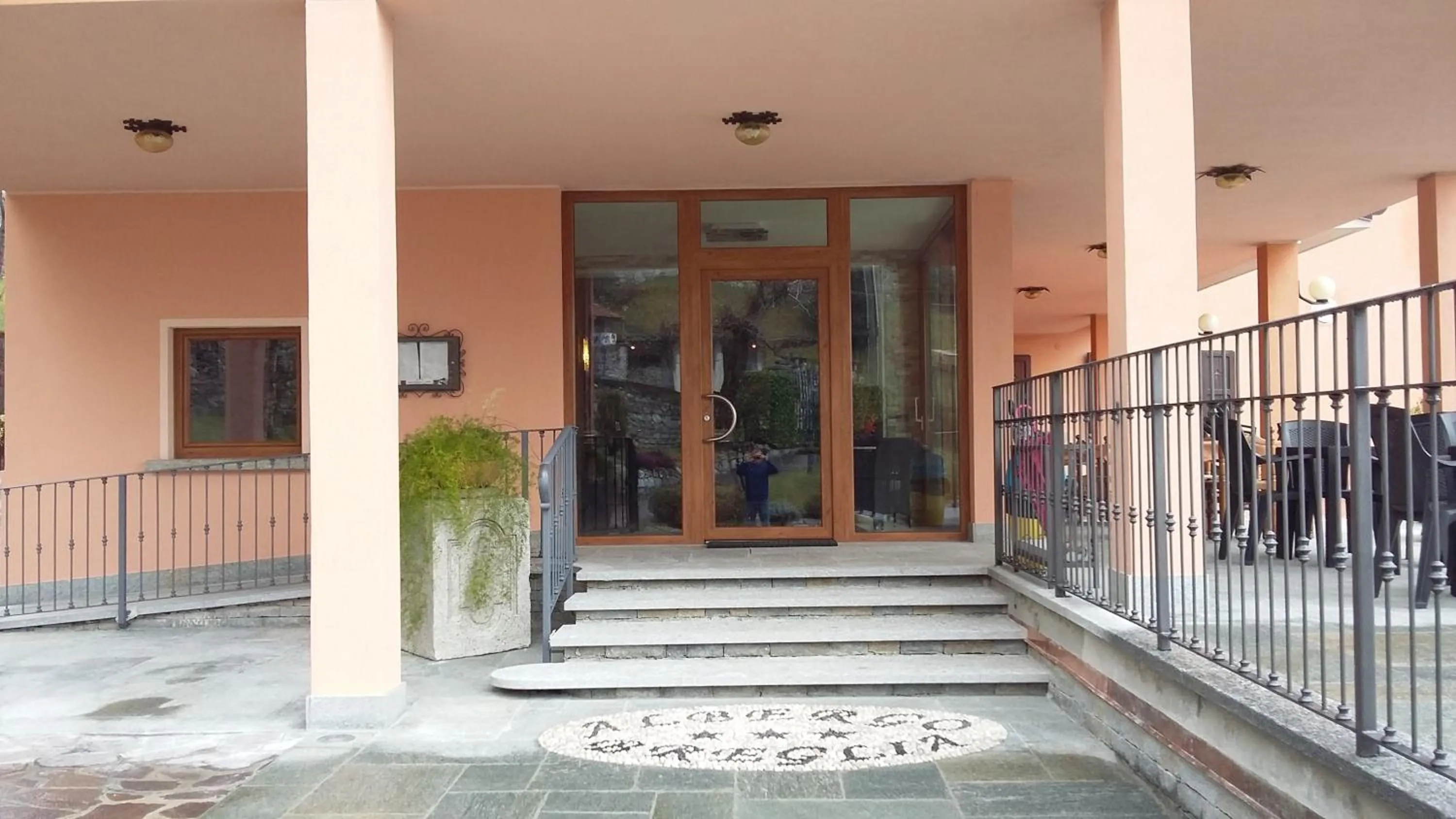 Facade/entrance in Albergo Breglia