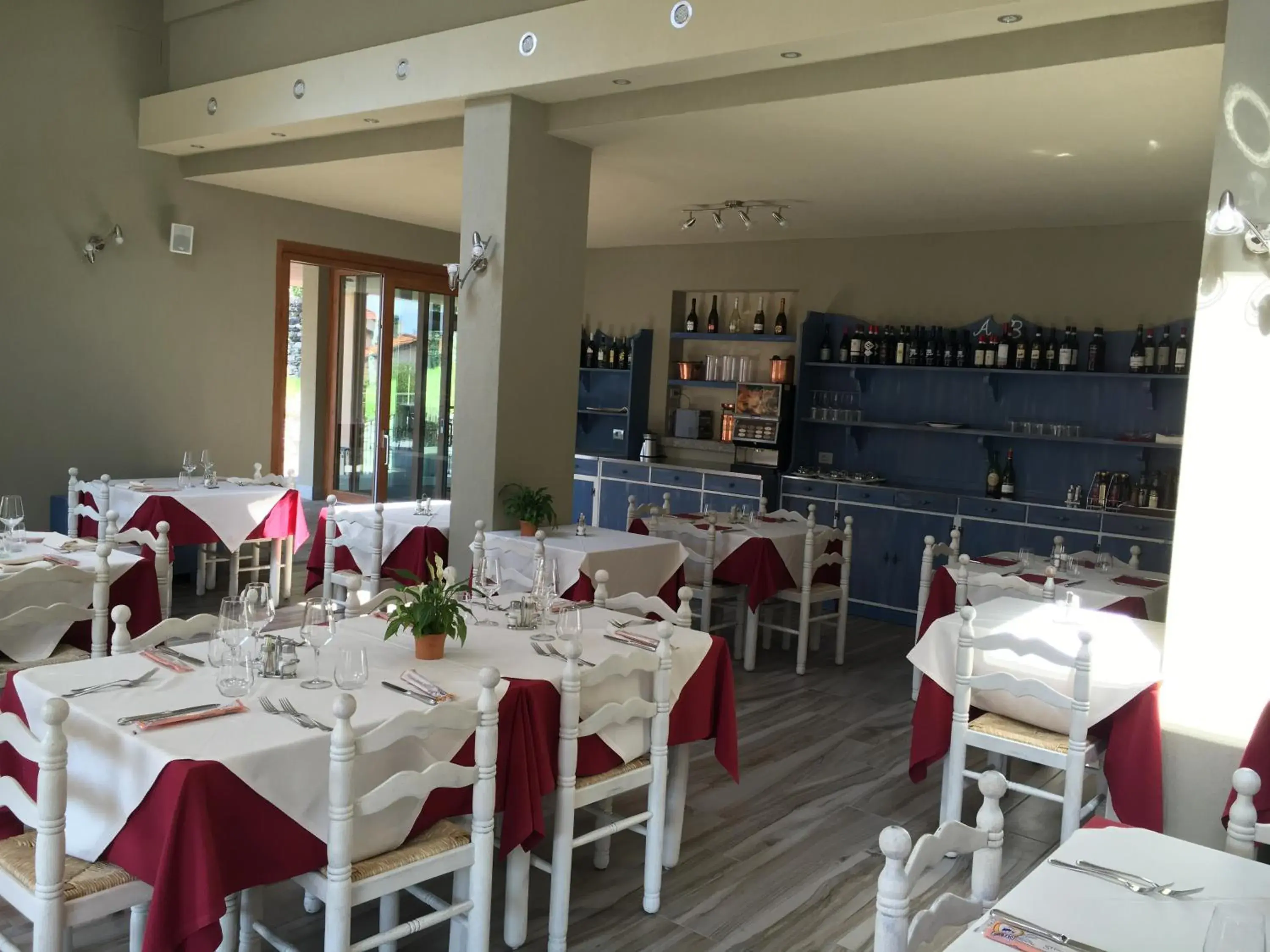 Restaurant/places to eat in Albergo Breglia Restaurant/places to eat in Albergo Breglia