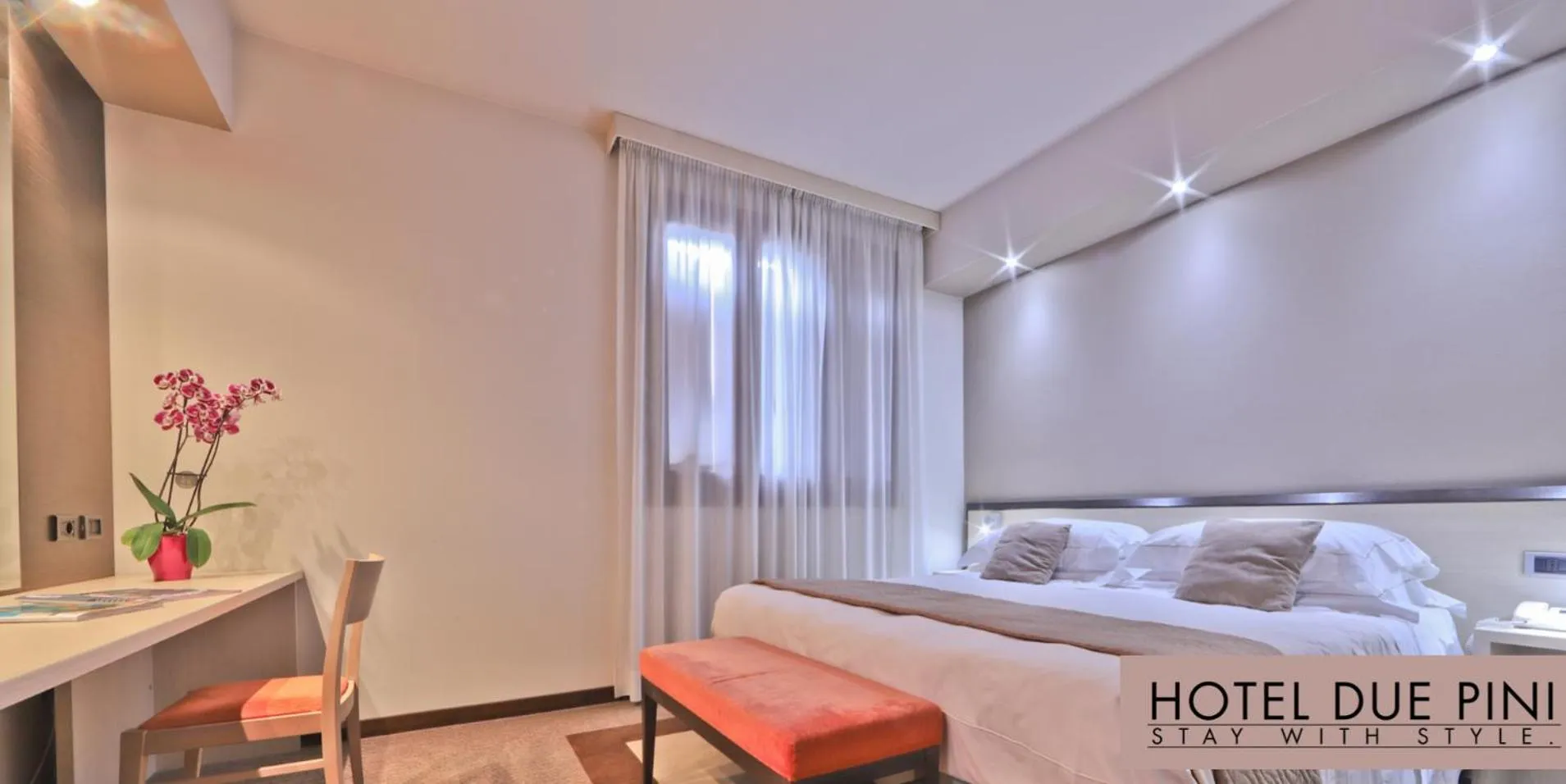 Bed in Hotel Due Pini