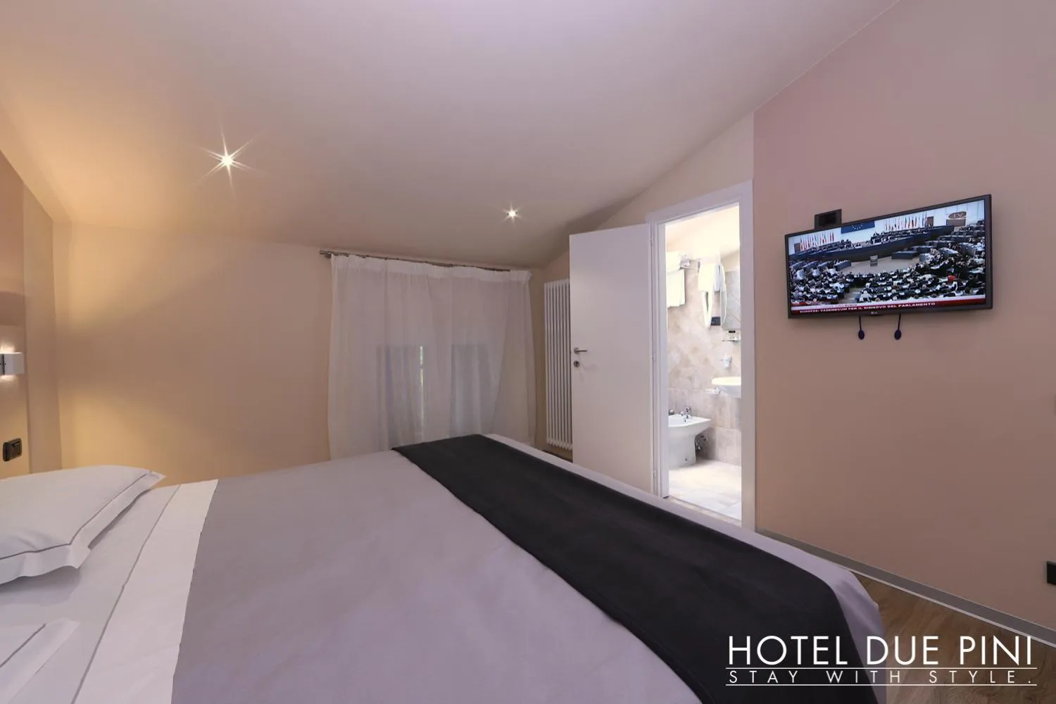 Certificate/Award, Bed in Hotel Due Pini