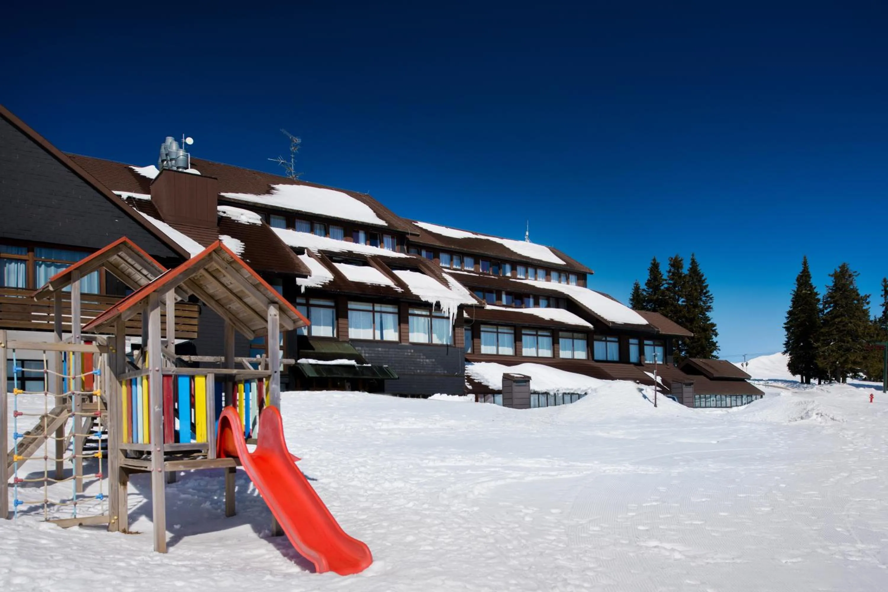 Property building in Hotel Planja