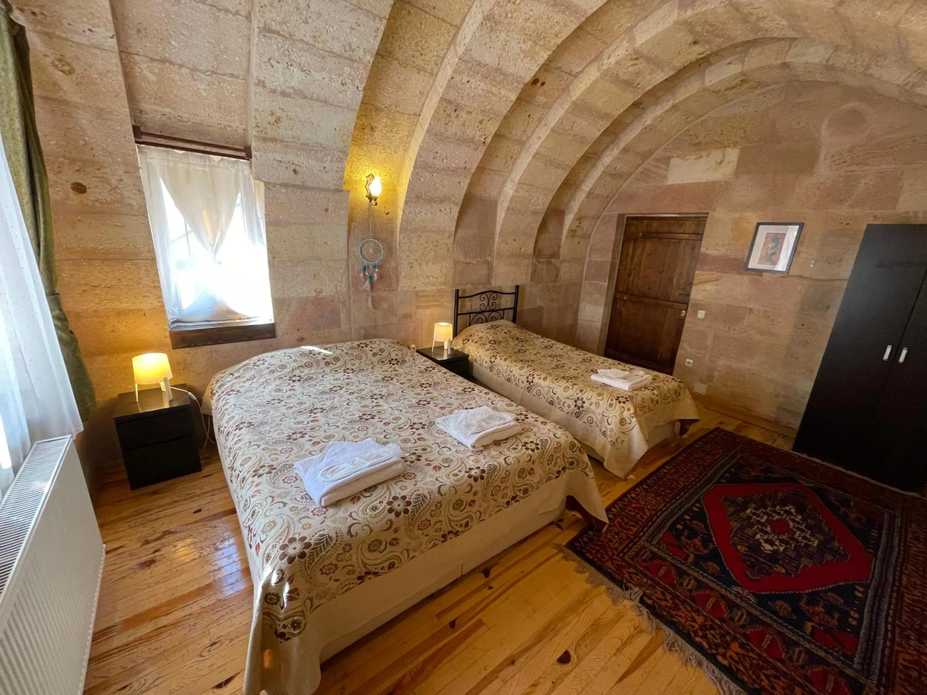 Photo of the whole room, Bed in Karadut Cave Hotel