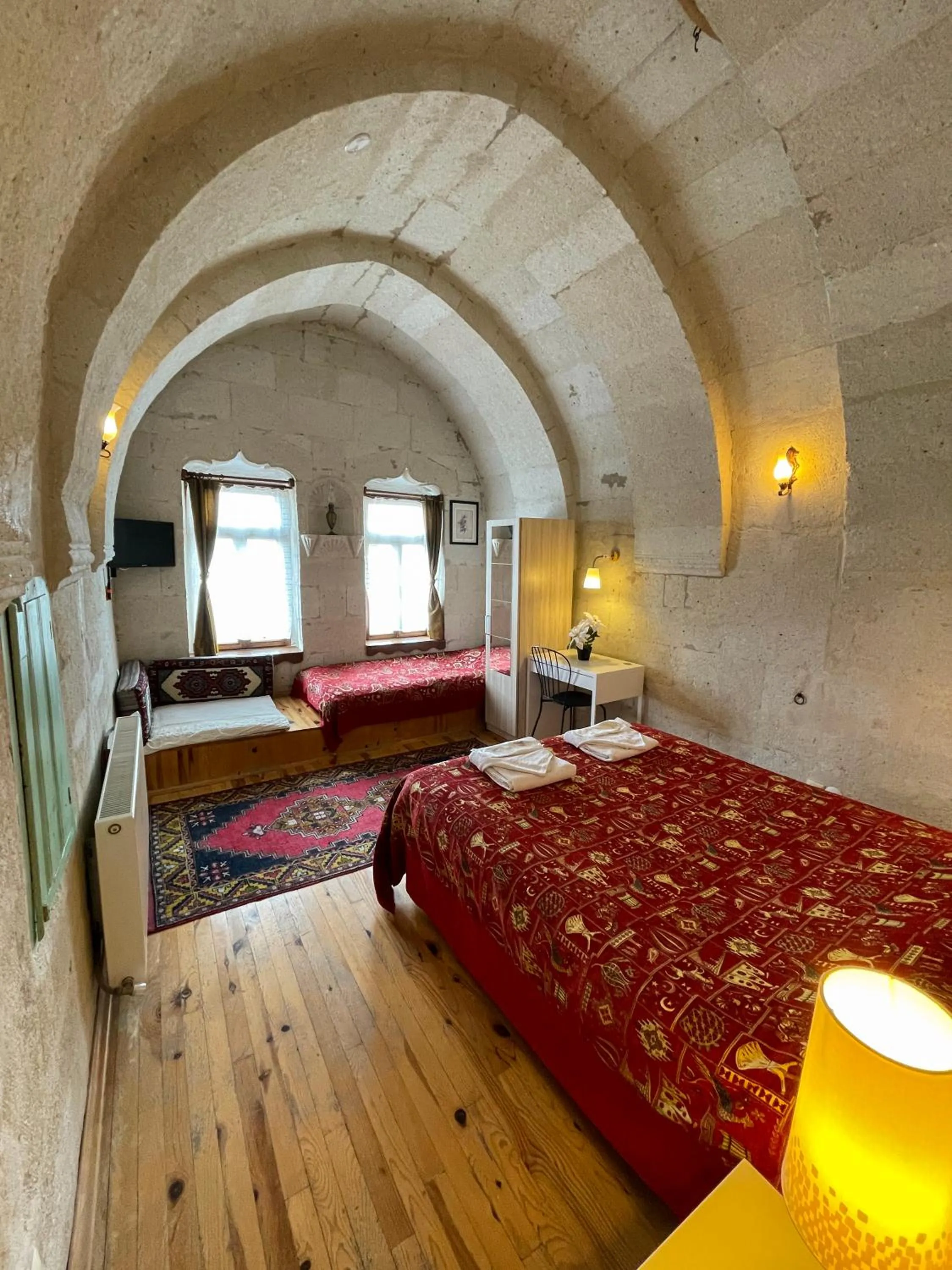 Photo of the whole room, Bed in Karadut Cave Hotel