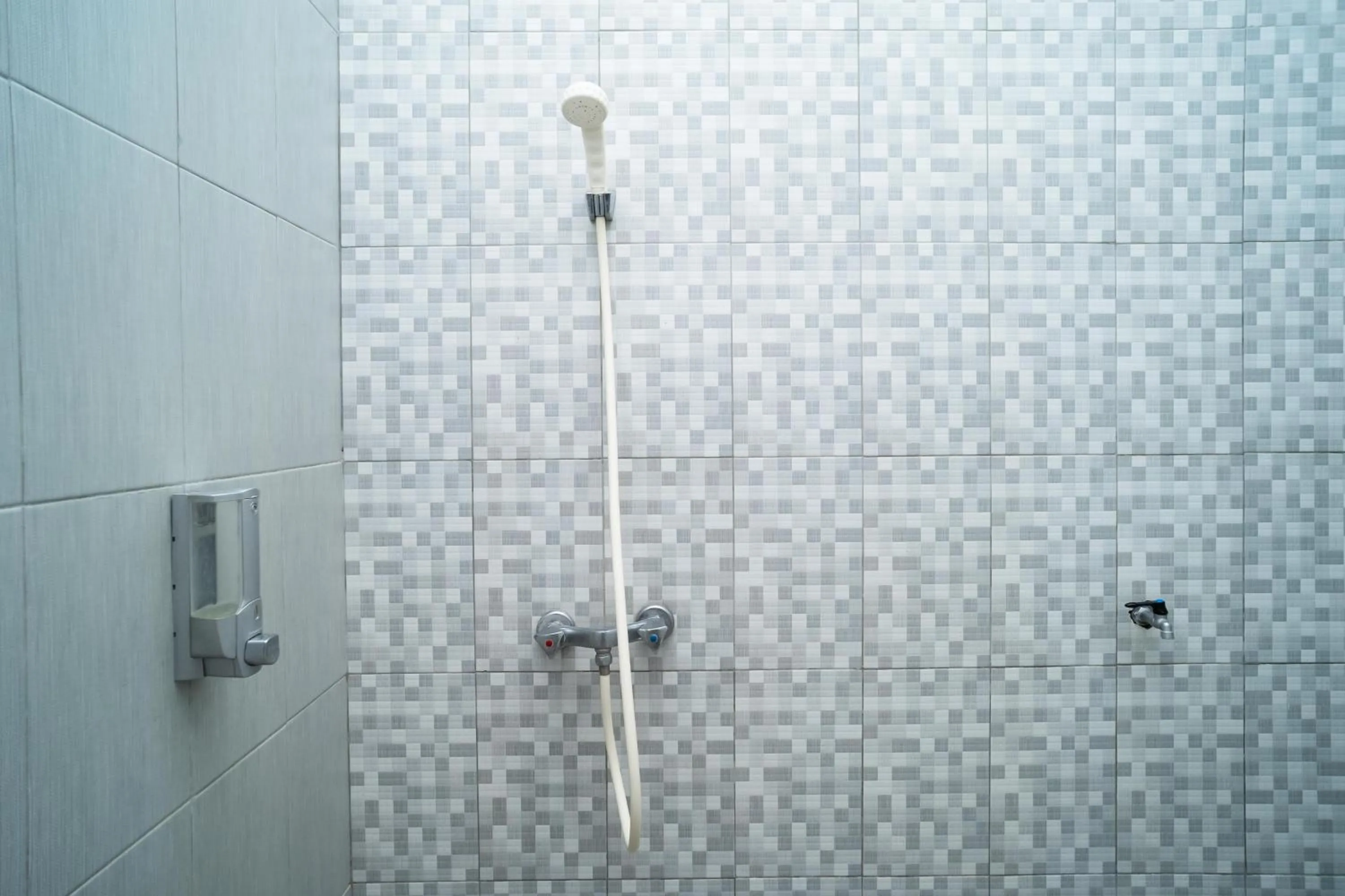 Bathroom in Sitiinggil Syariah RedPartner