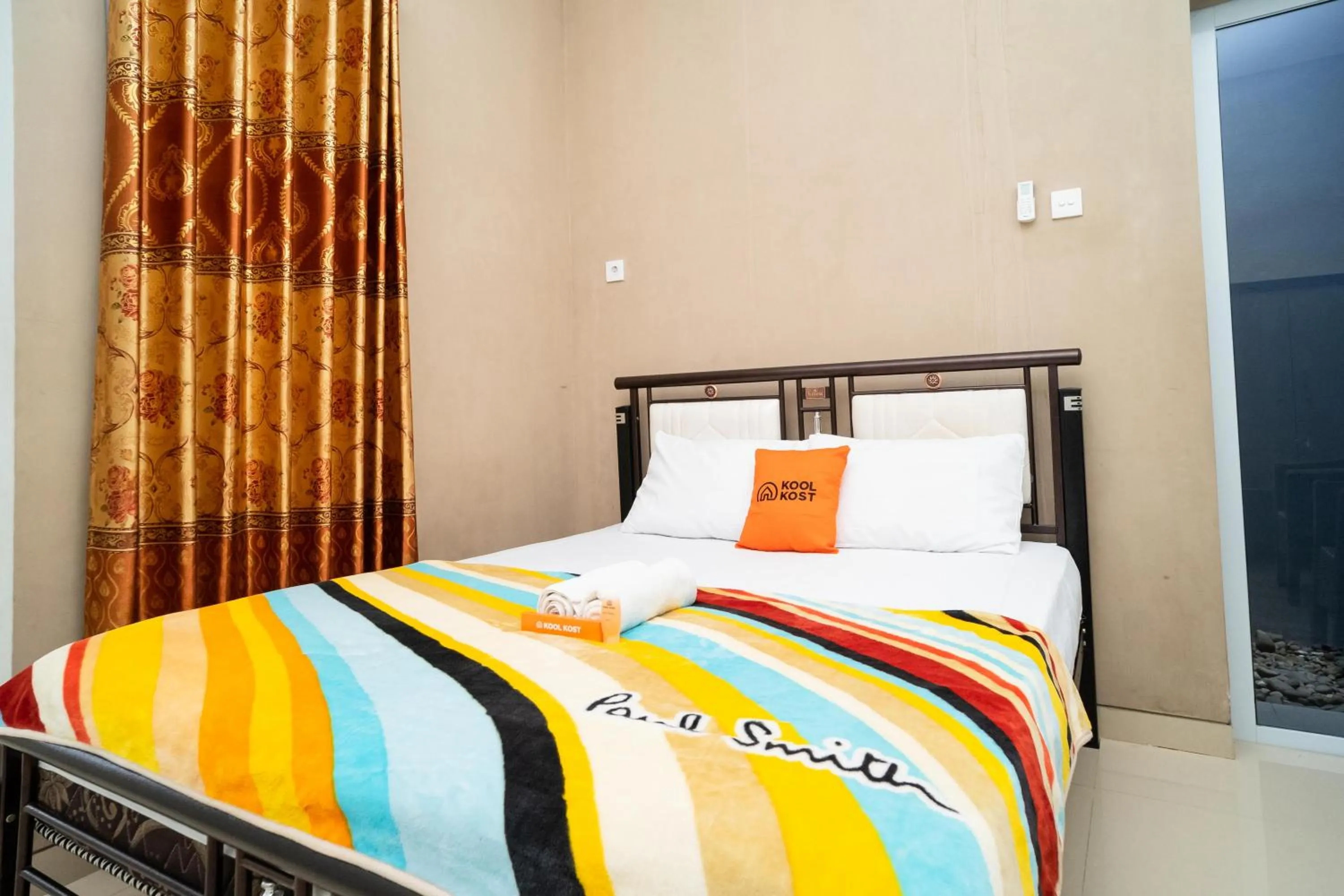 Bedroom, Bed in Sitiinggil Syariah RedPartner