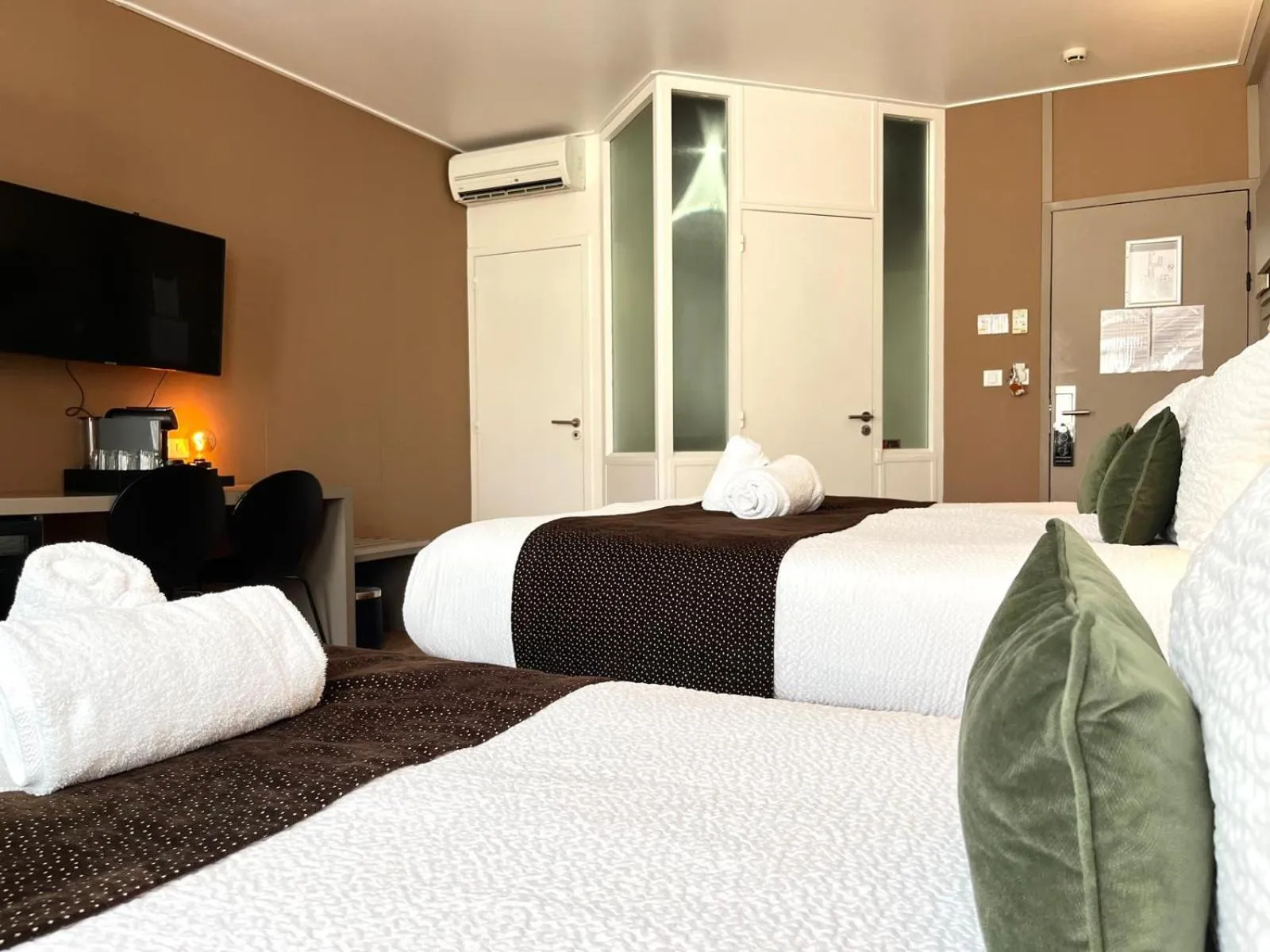 Bedroom, Bed in HOTEL & SPA Le Renard Centre