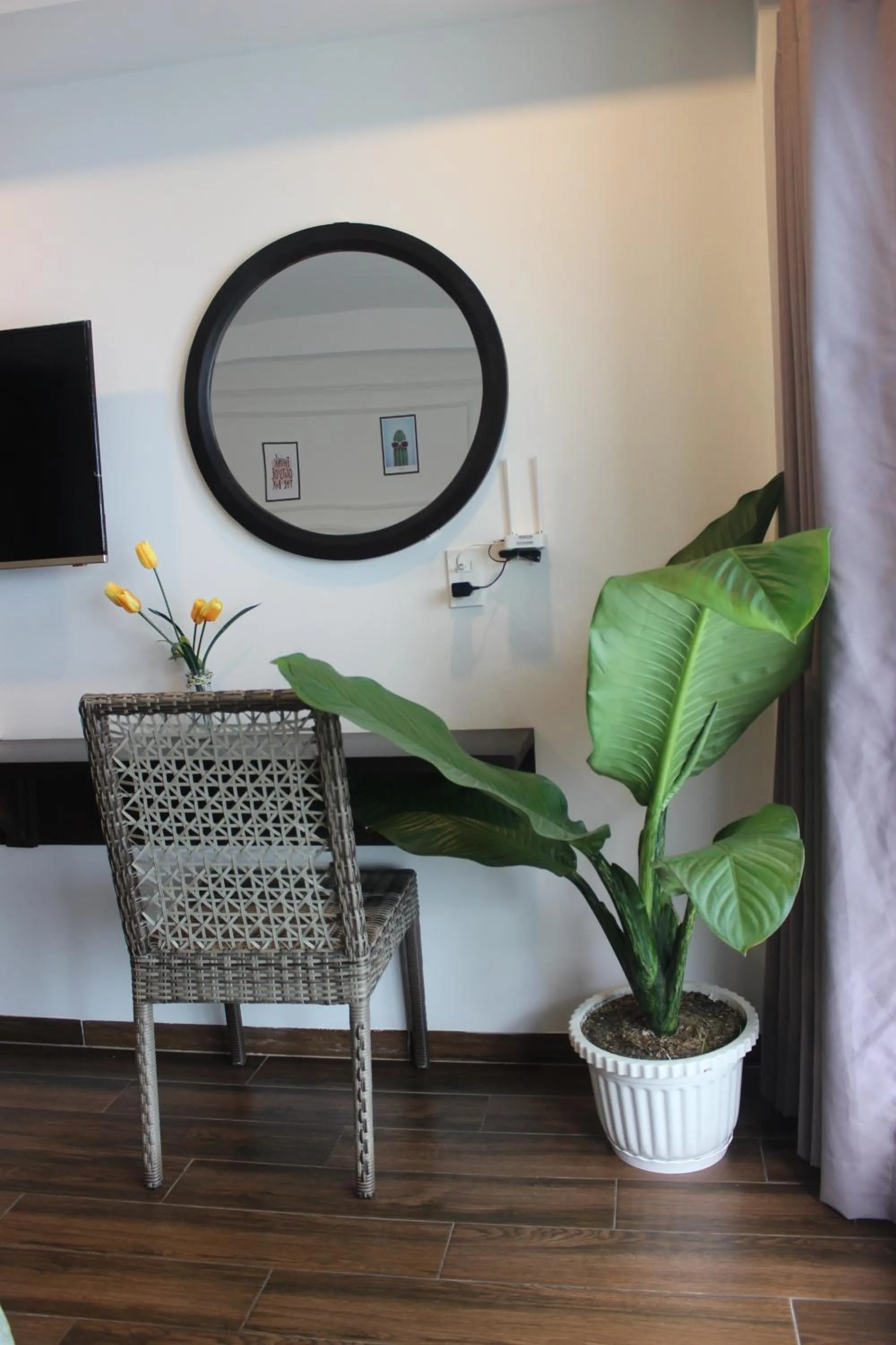 TV and multimedia in Marina Boutique Hotel