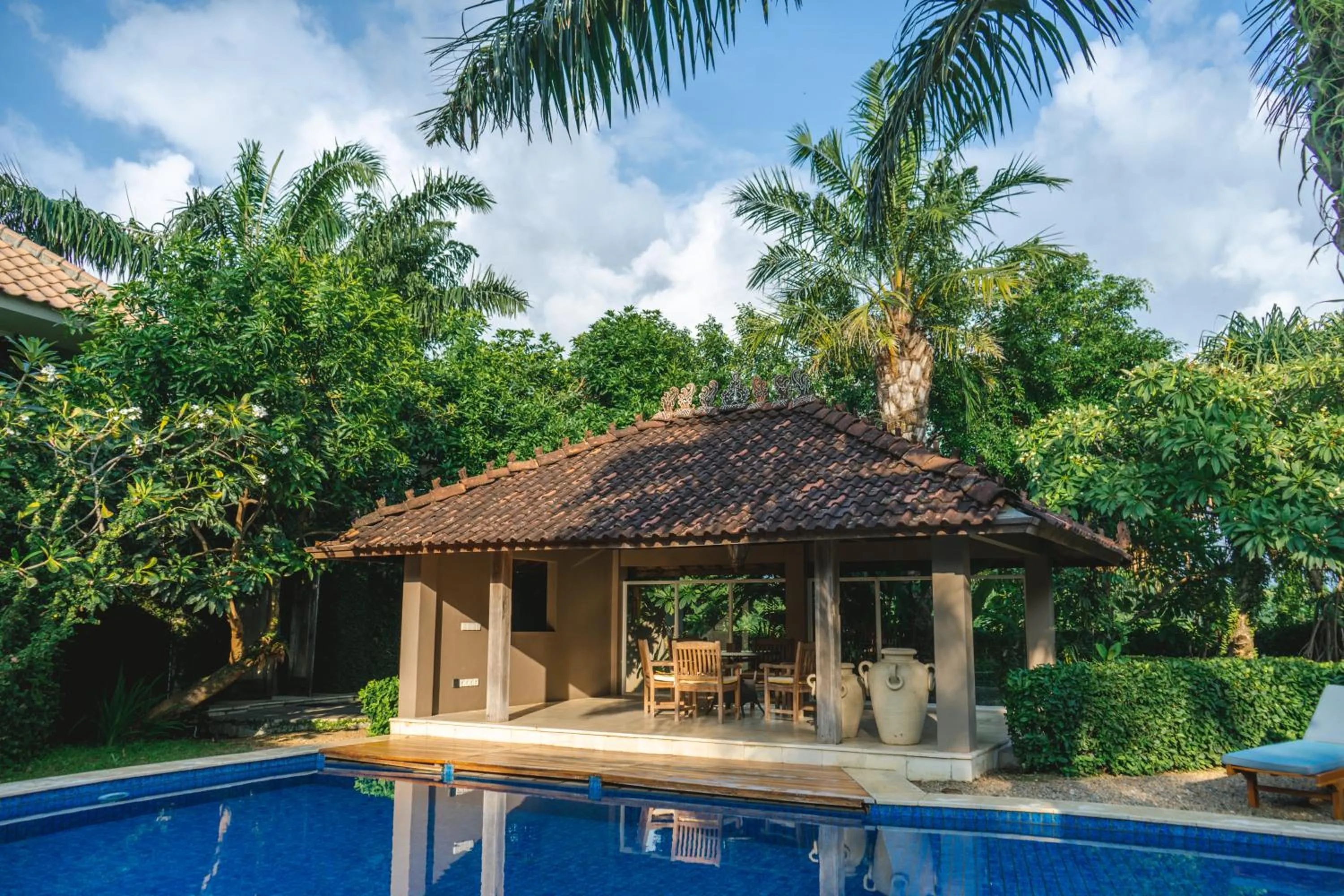 Coconut Lodge Resort