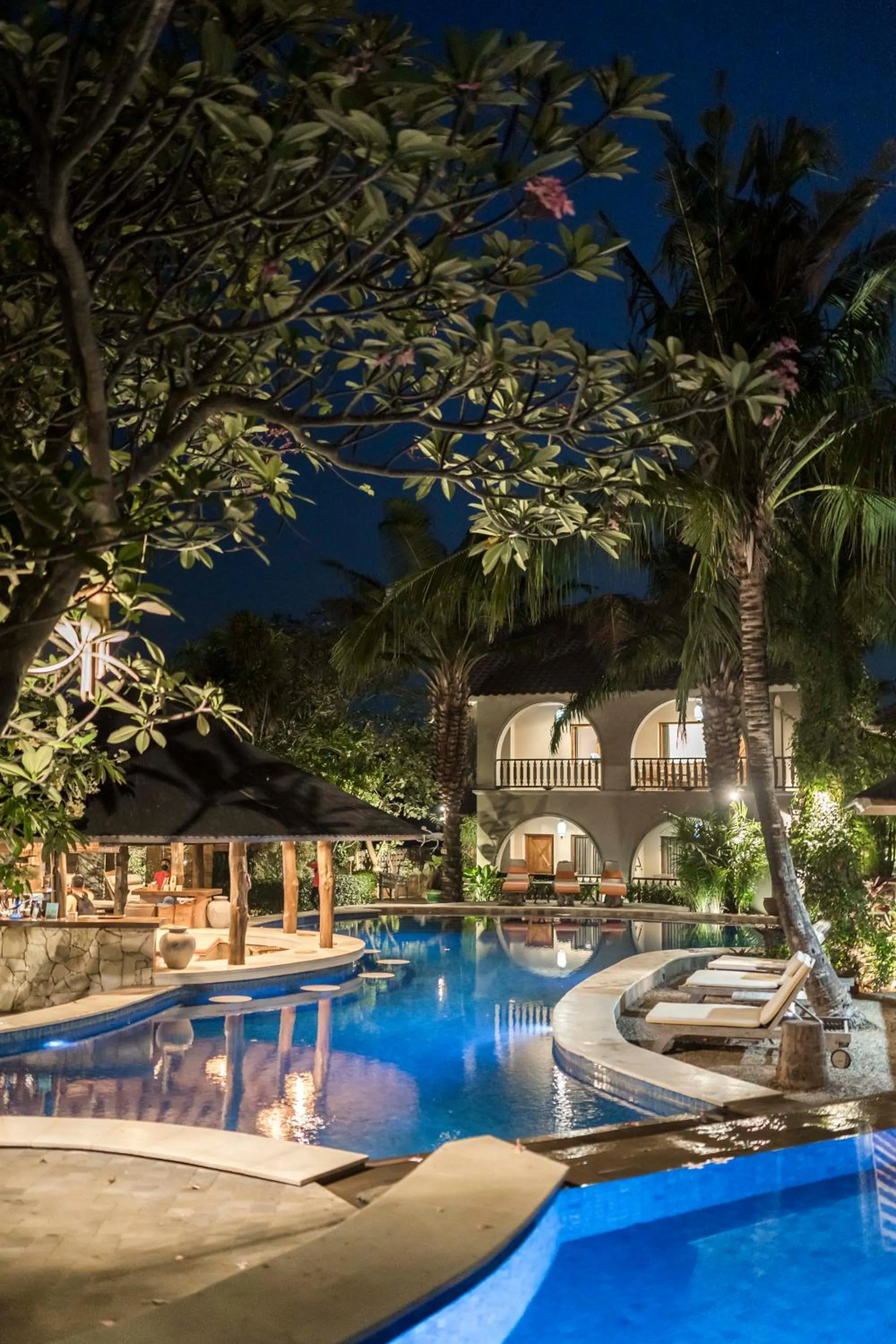 Swimming pool in Coconut Lodge Resort