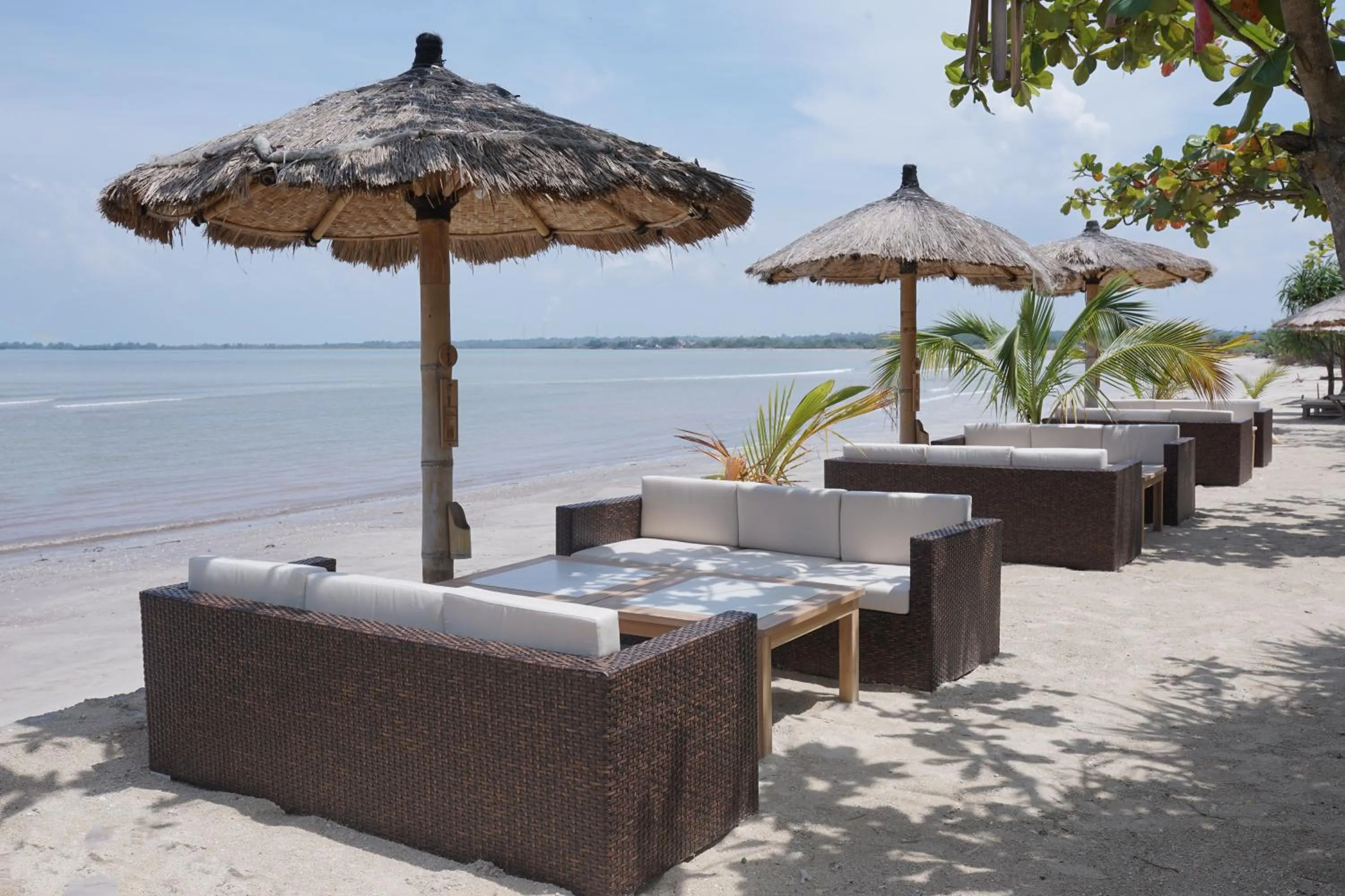 Beach in Coconut Lodge Resort