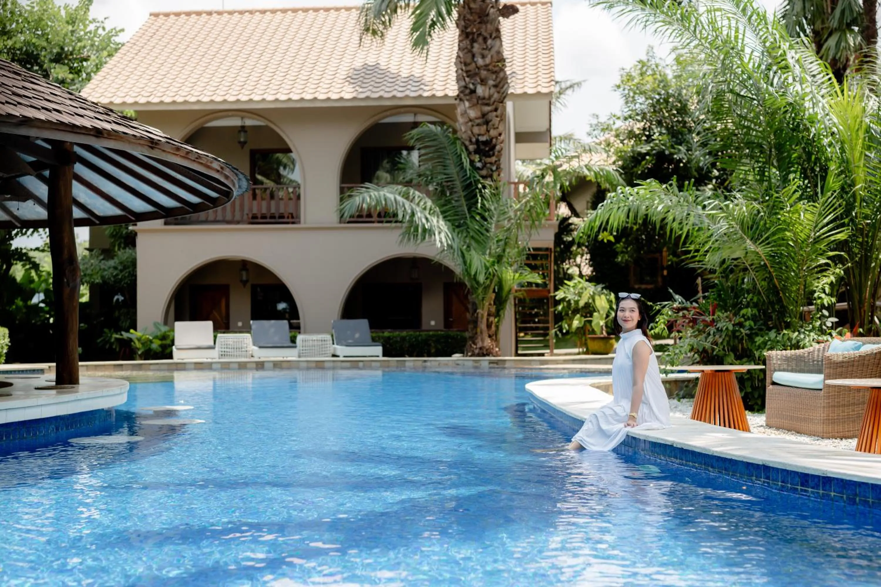 Swimming pool in Coconut Lodge Resort