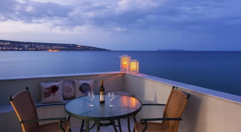 Beach in Minos Apartments & Studios