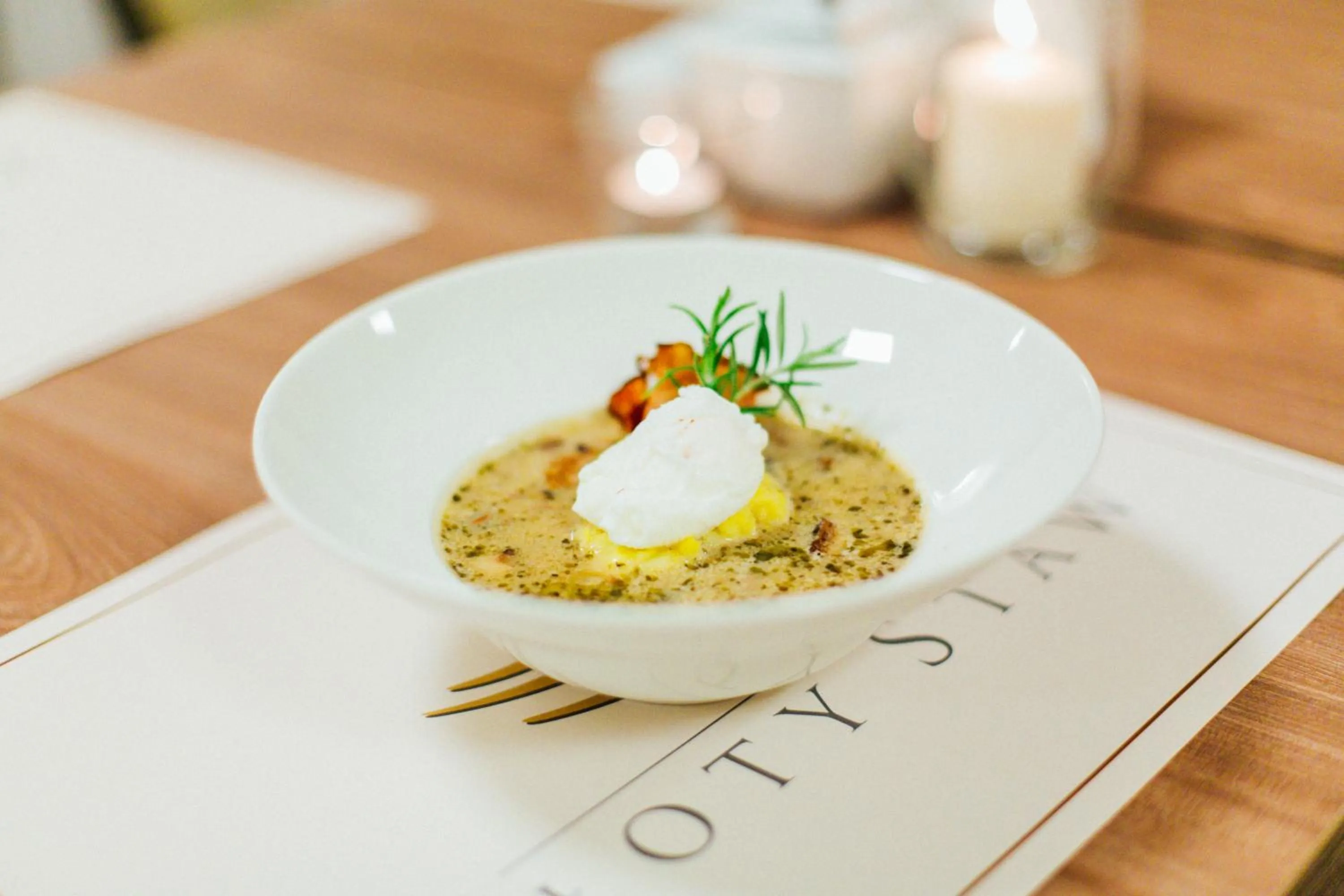 Restaurant/places to eat in Złoty Staw