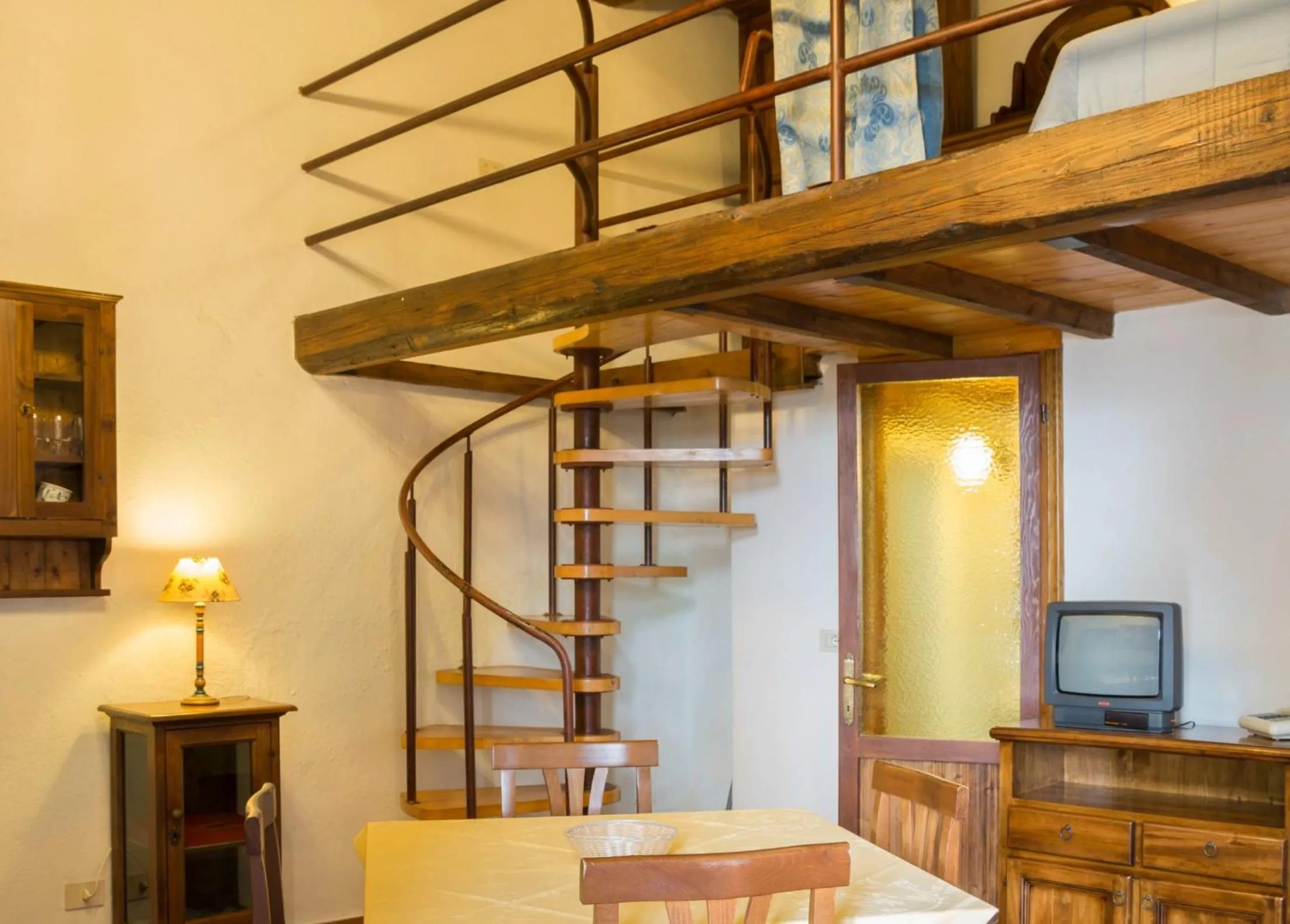 Dining area in Villa Grassina