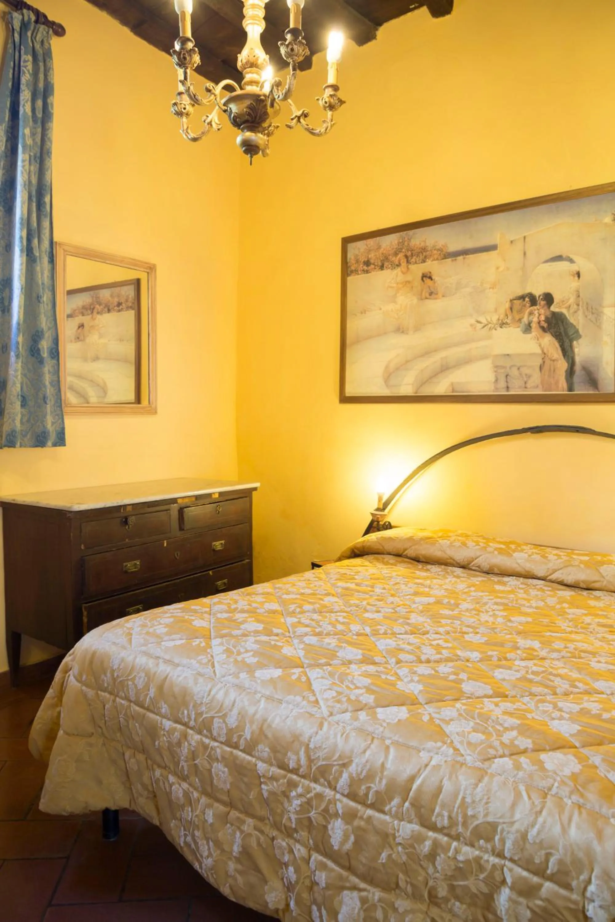 Bedroom, Bed in Villa Grassina