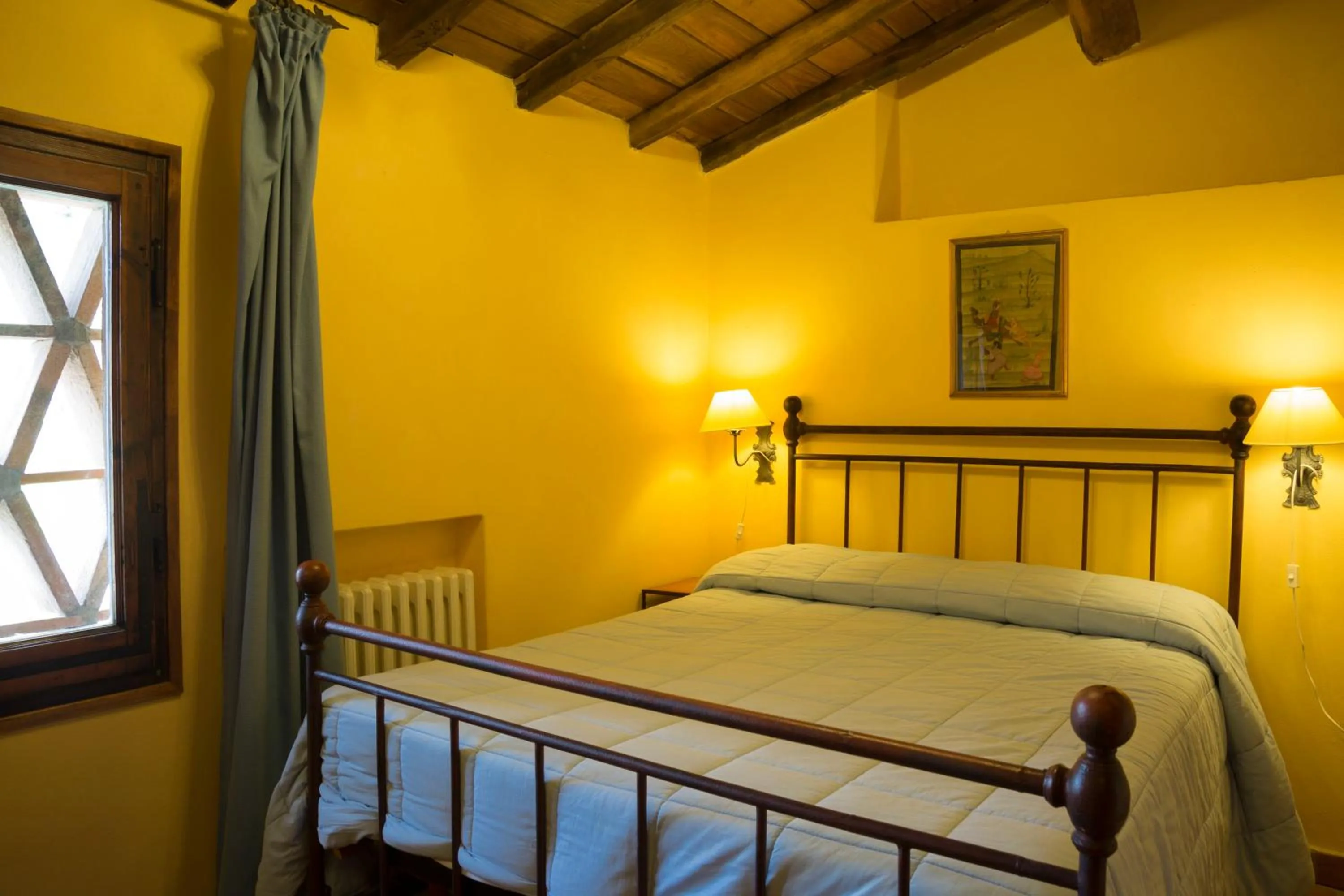 Photo of the whole room, Bed in Villa Grassina