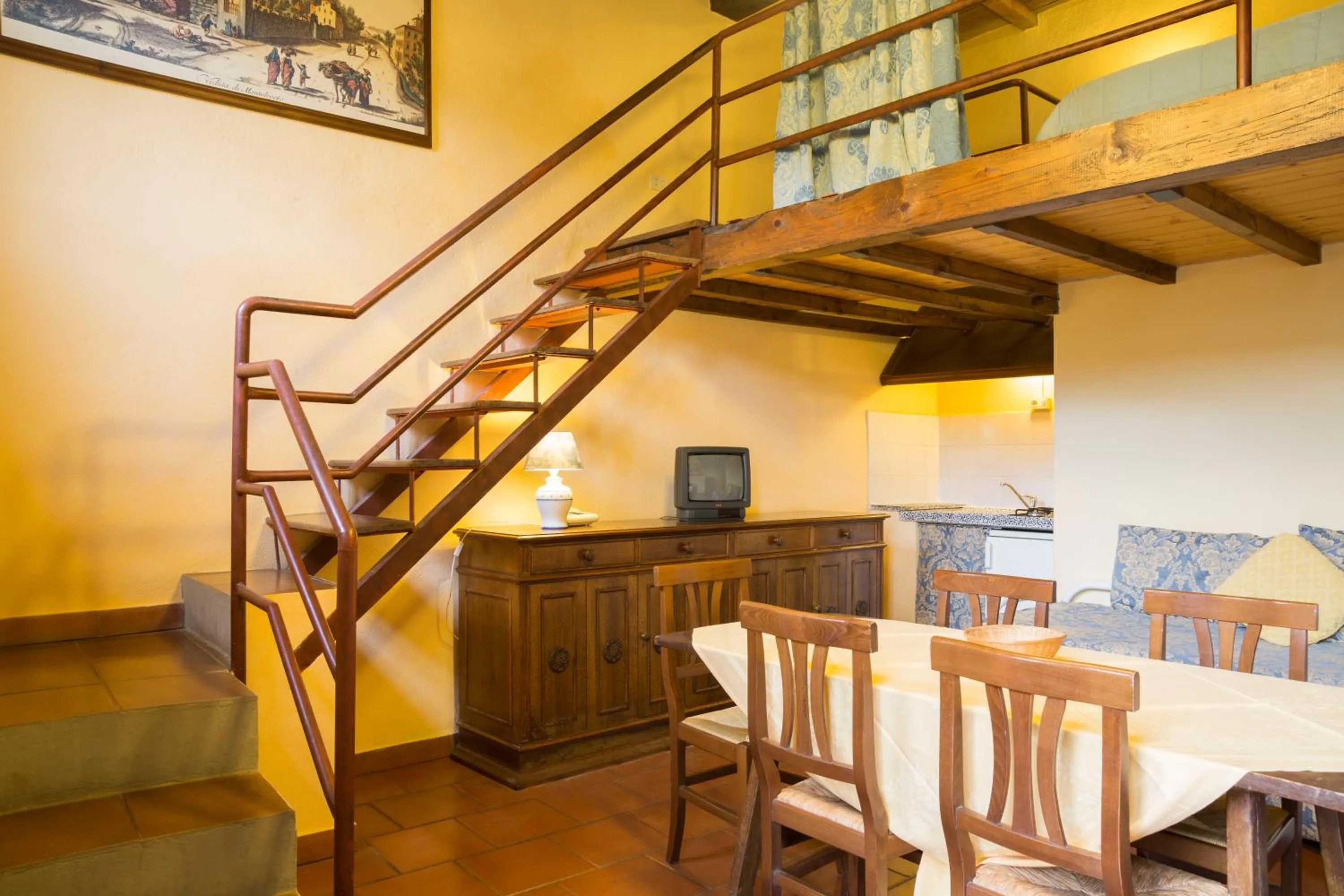 Photo of the whole room in Villa Grassina