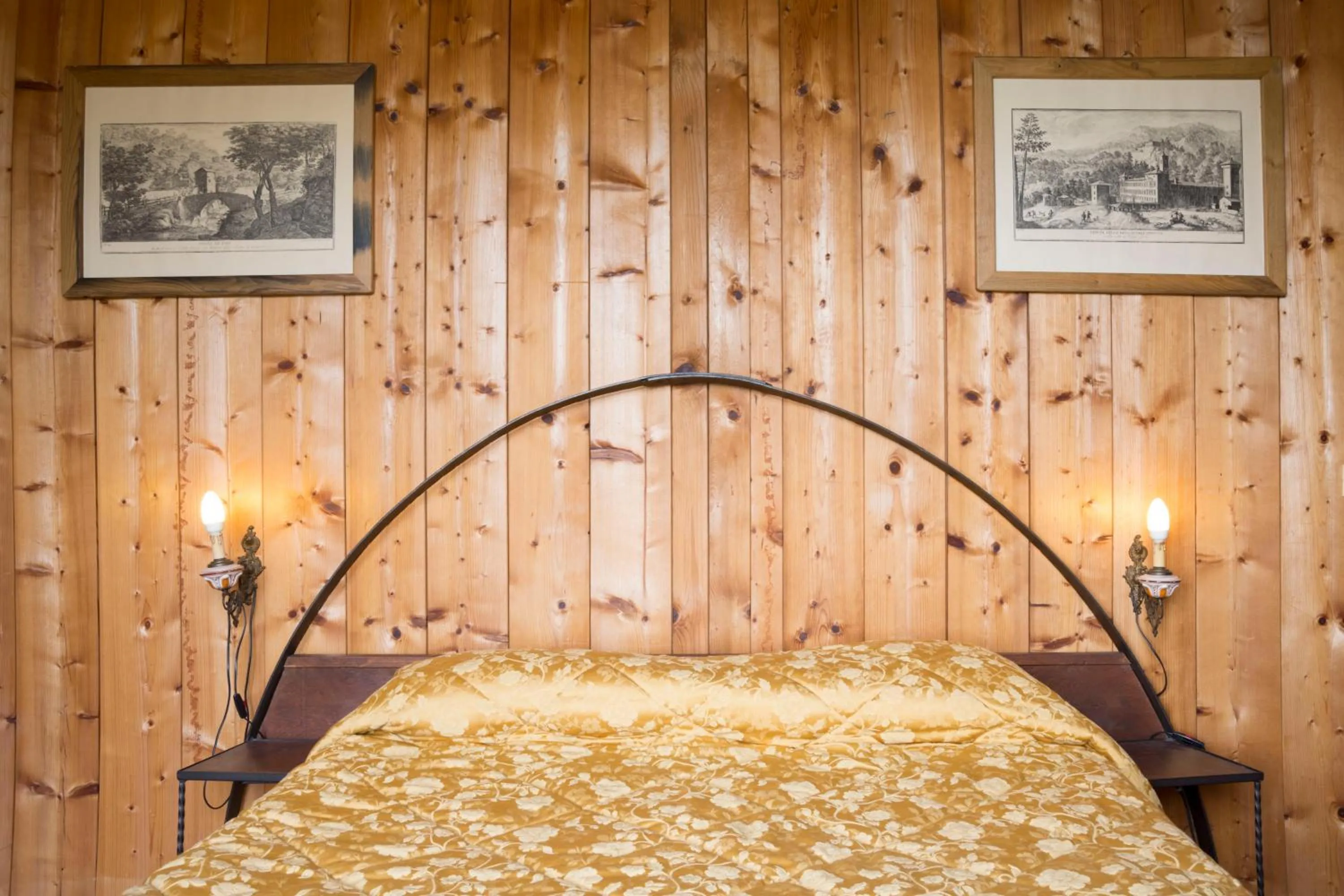 Bedroom, Bed in Villa Grassina