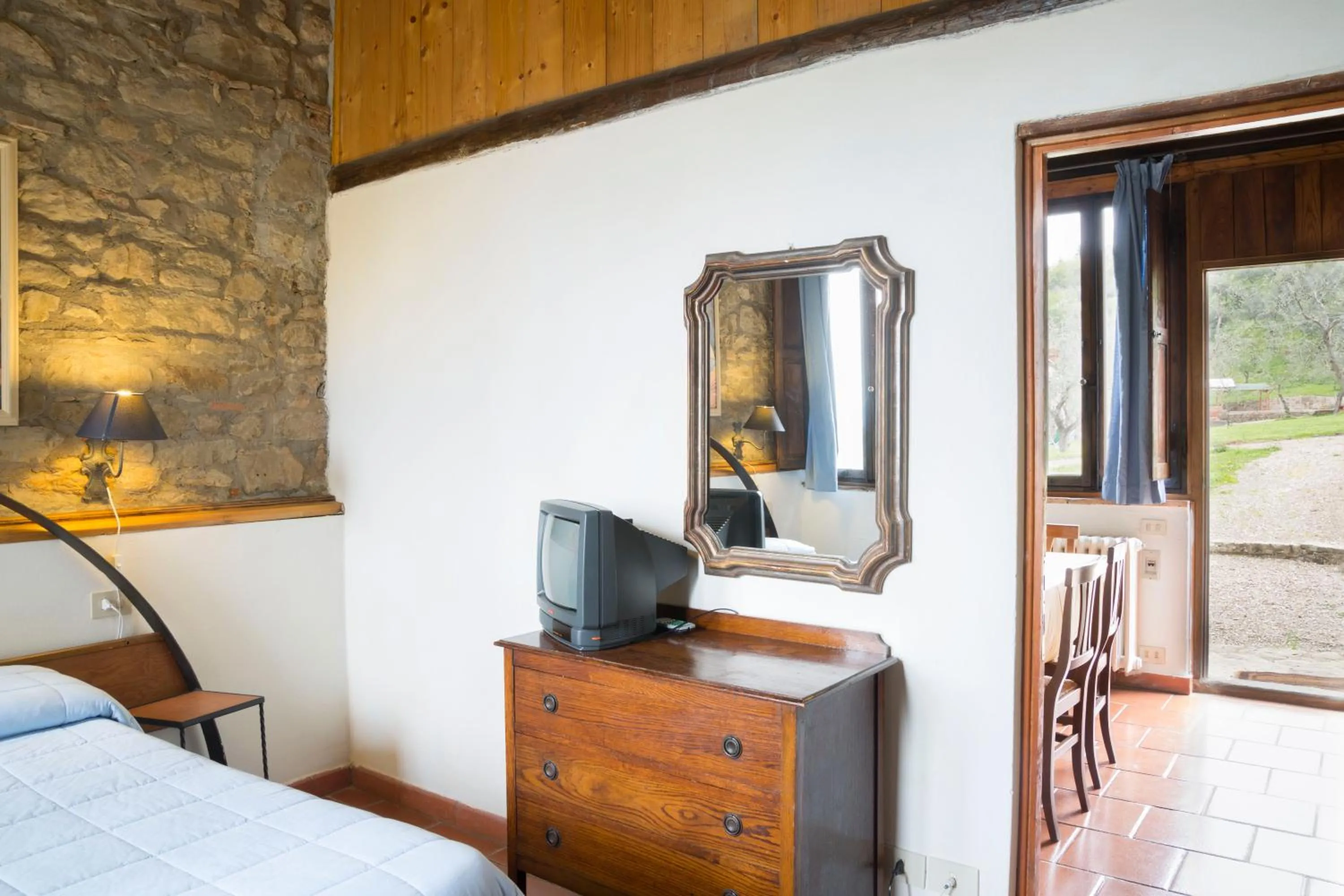 Bedroom, Bed in Villa Grassina