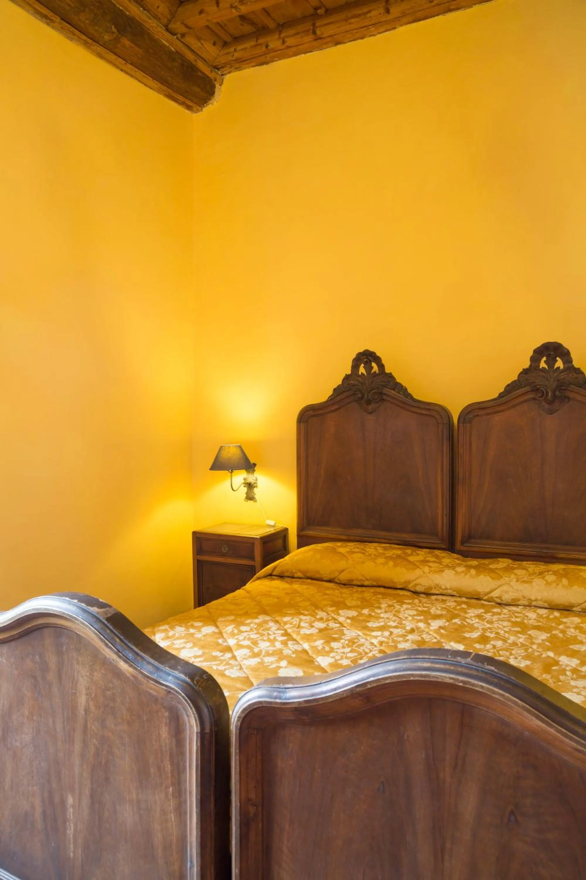 Bedroom, Bed in Villa Grassina