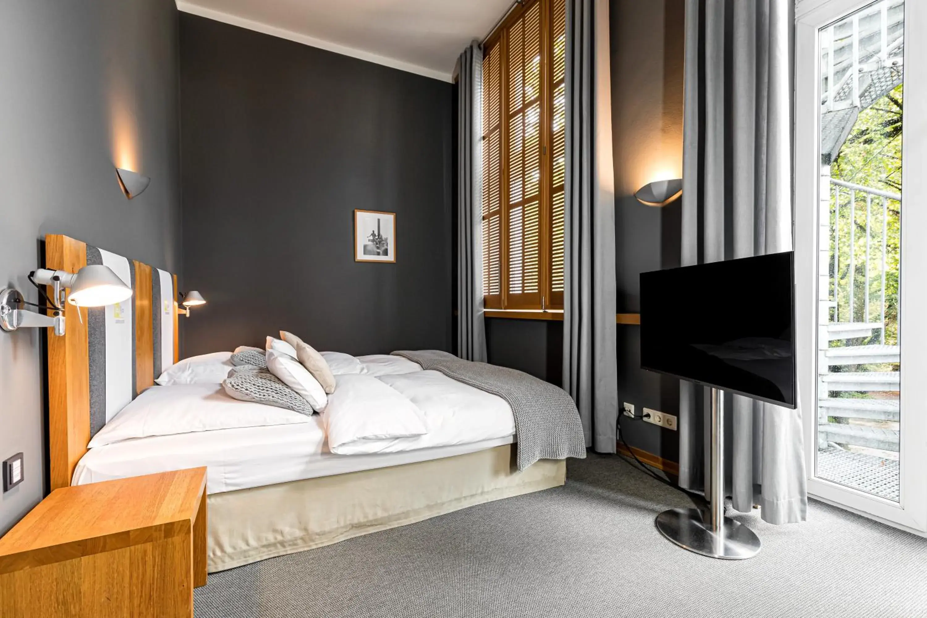 Double Room in YoHo - The Young Hotel Double Room in YoHo - The Young Hotel