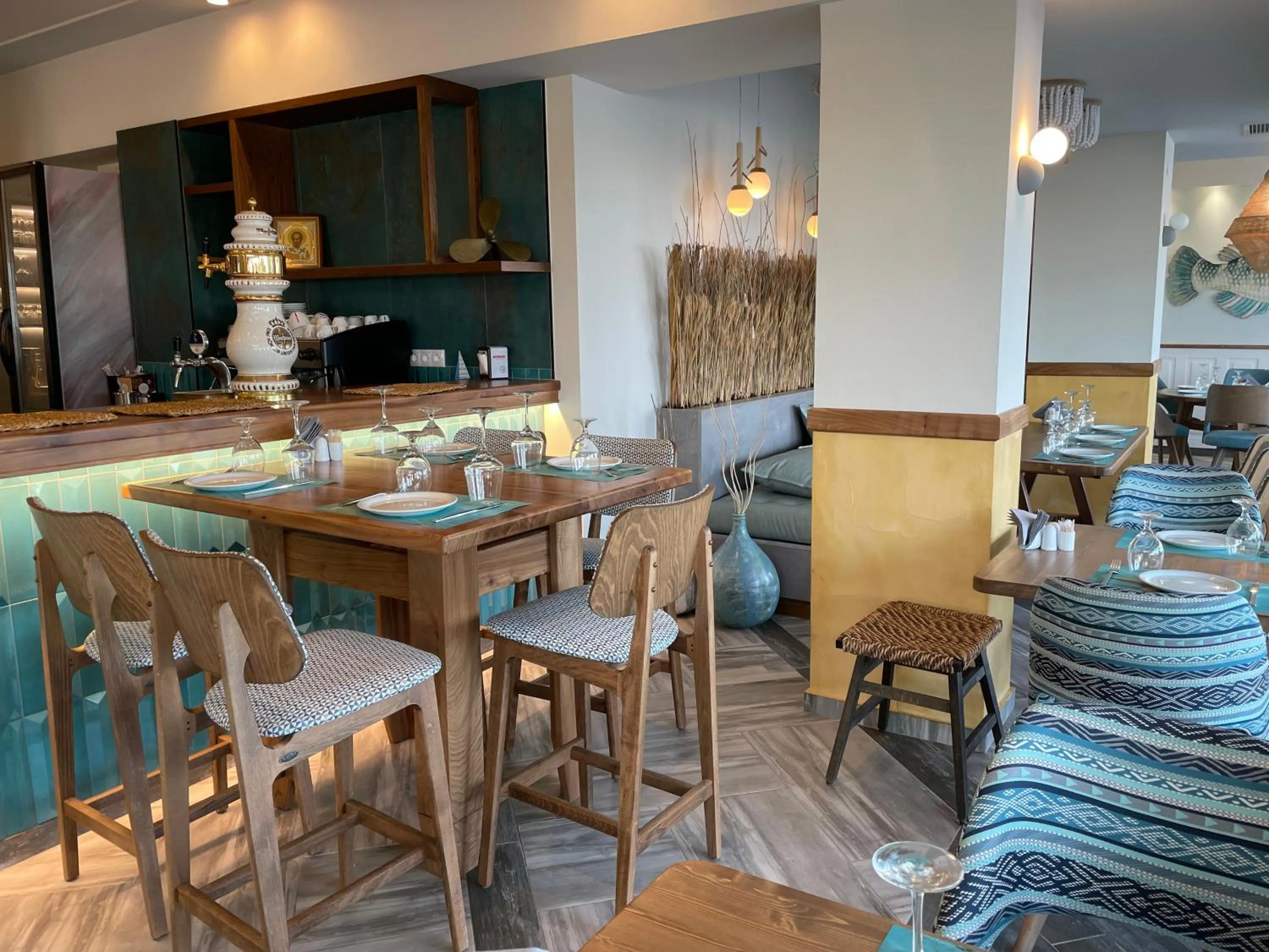 Restaurant/places to eat in Porto Del Sol Hotel