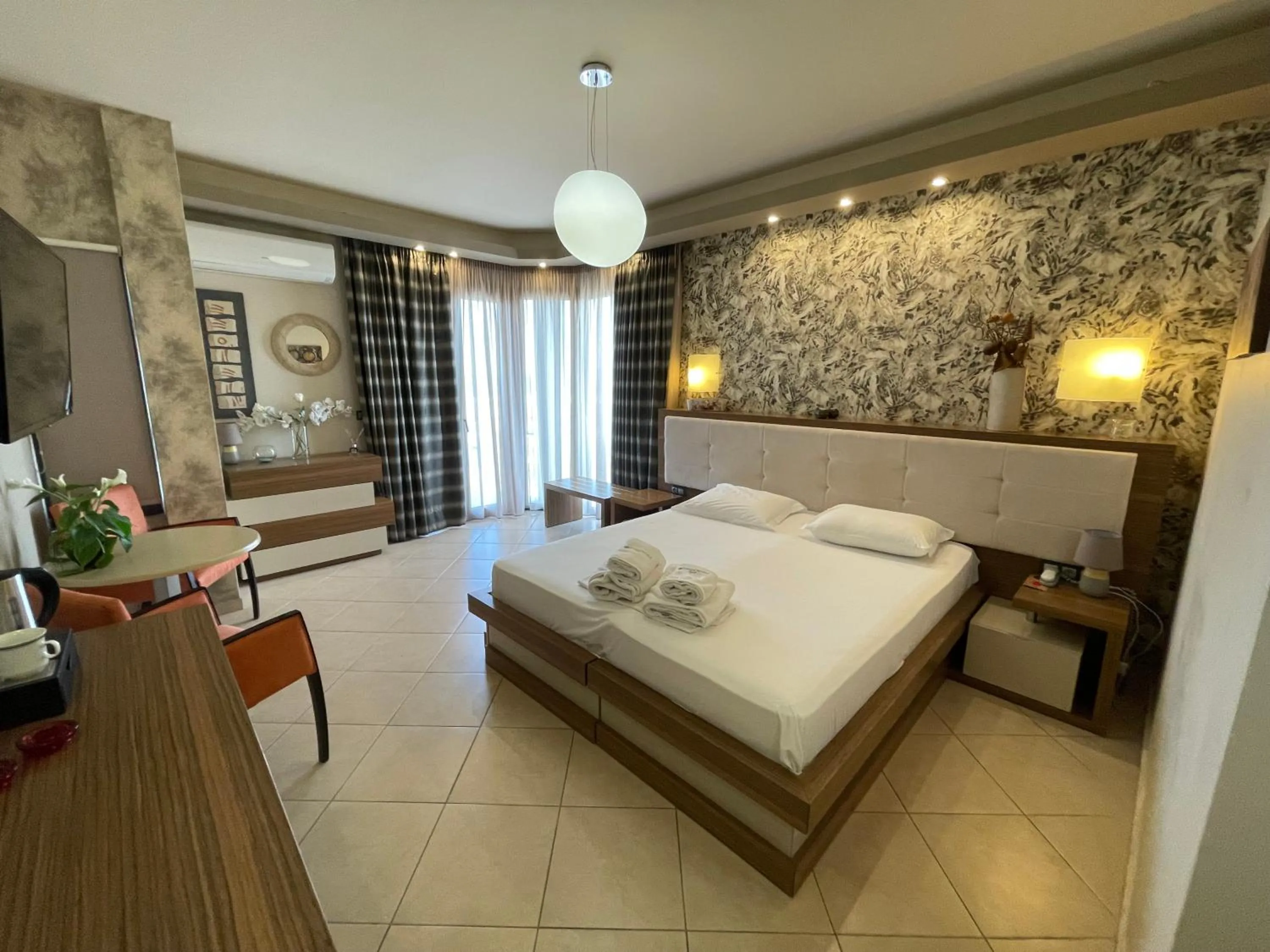 Bed in Porto Del Sol Hotel