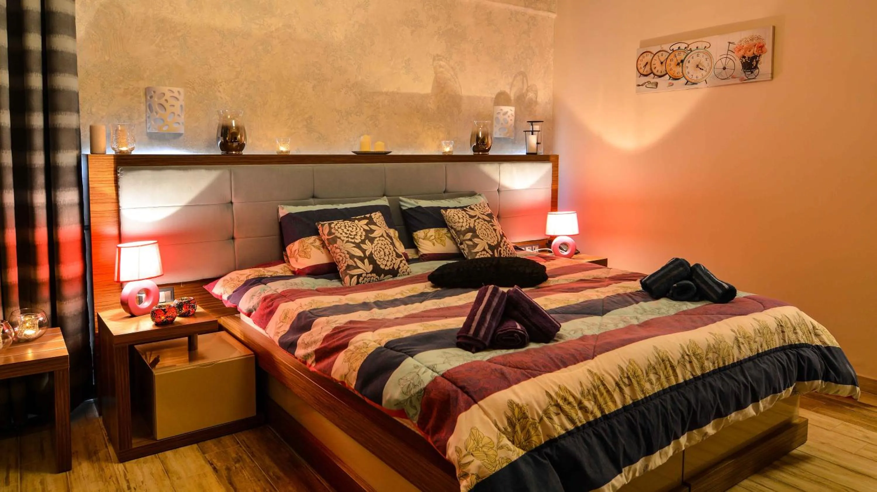 Bed in Porto Del Sol Hotel