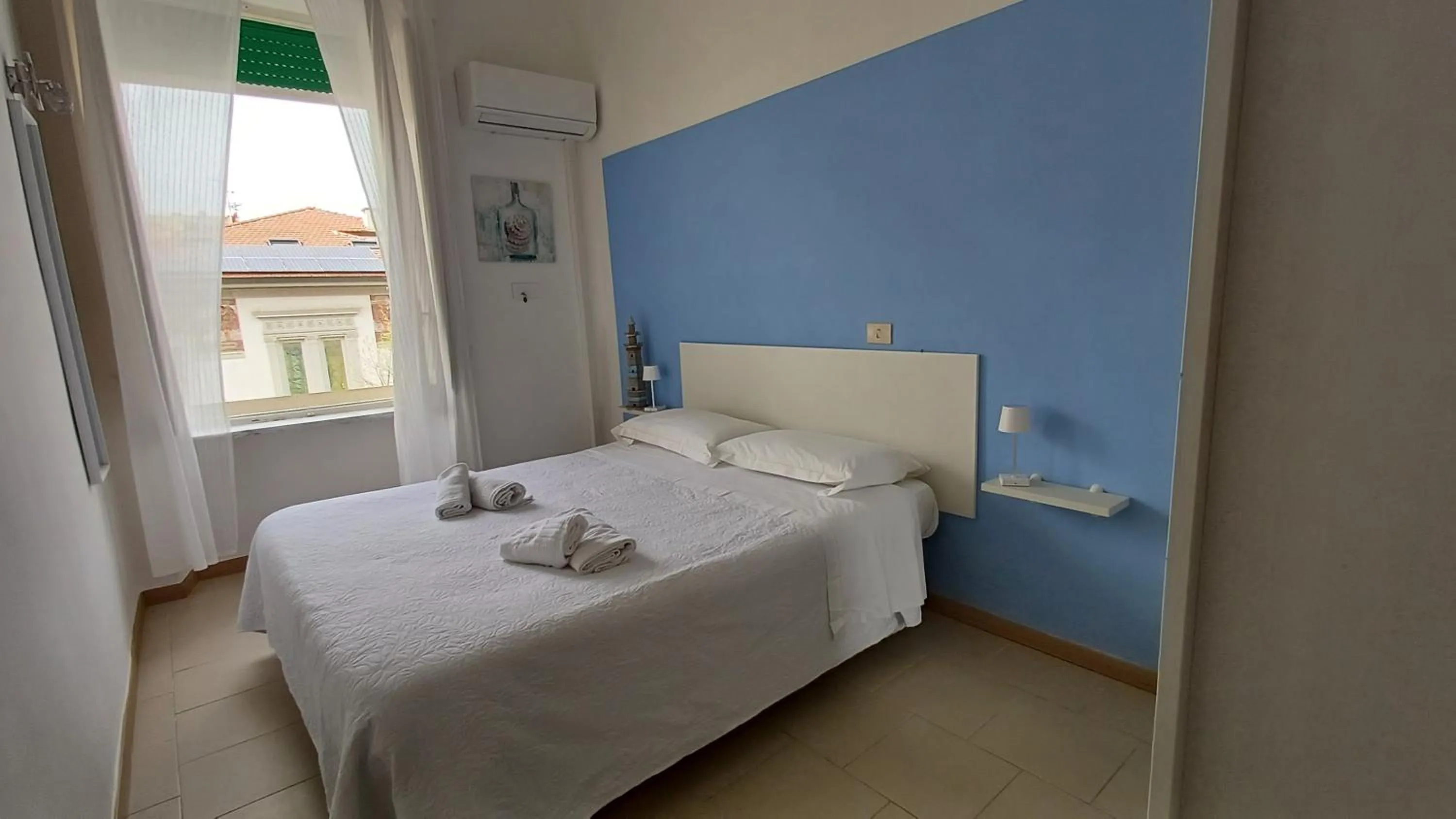 Bed in Hotel Canarco