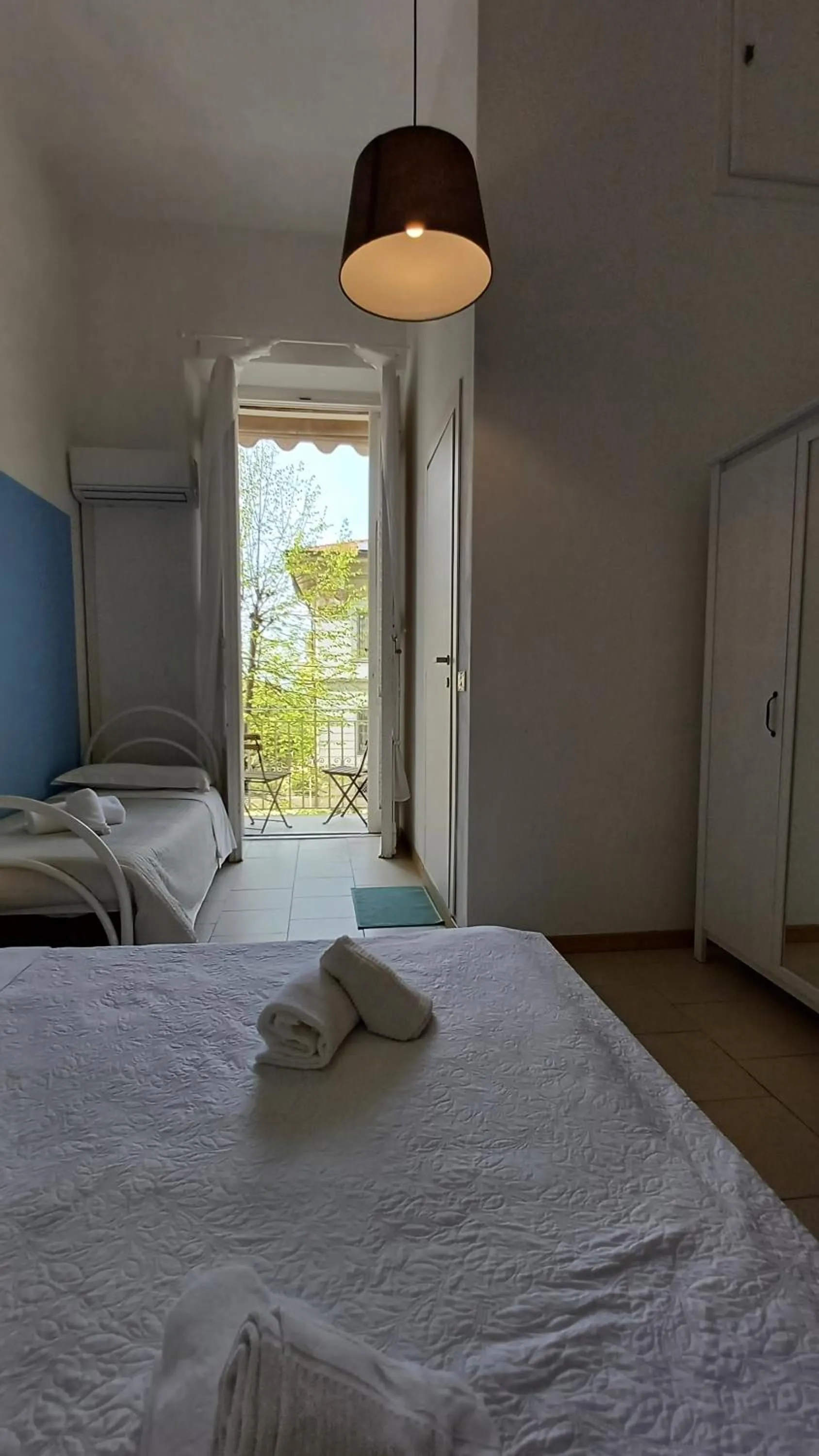 Bed in Hotel Canarco