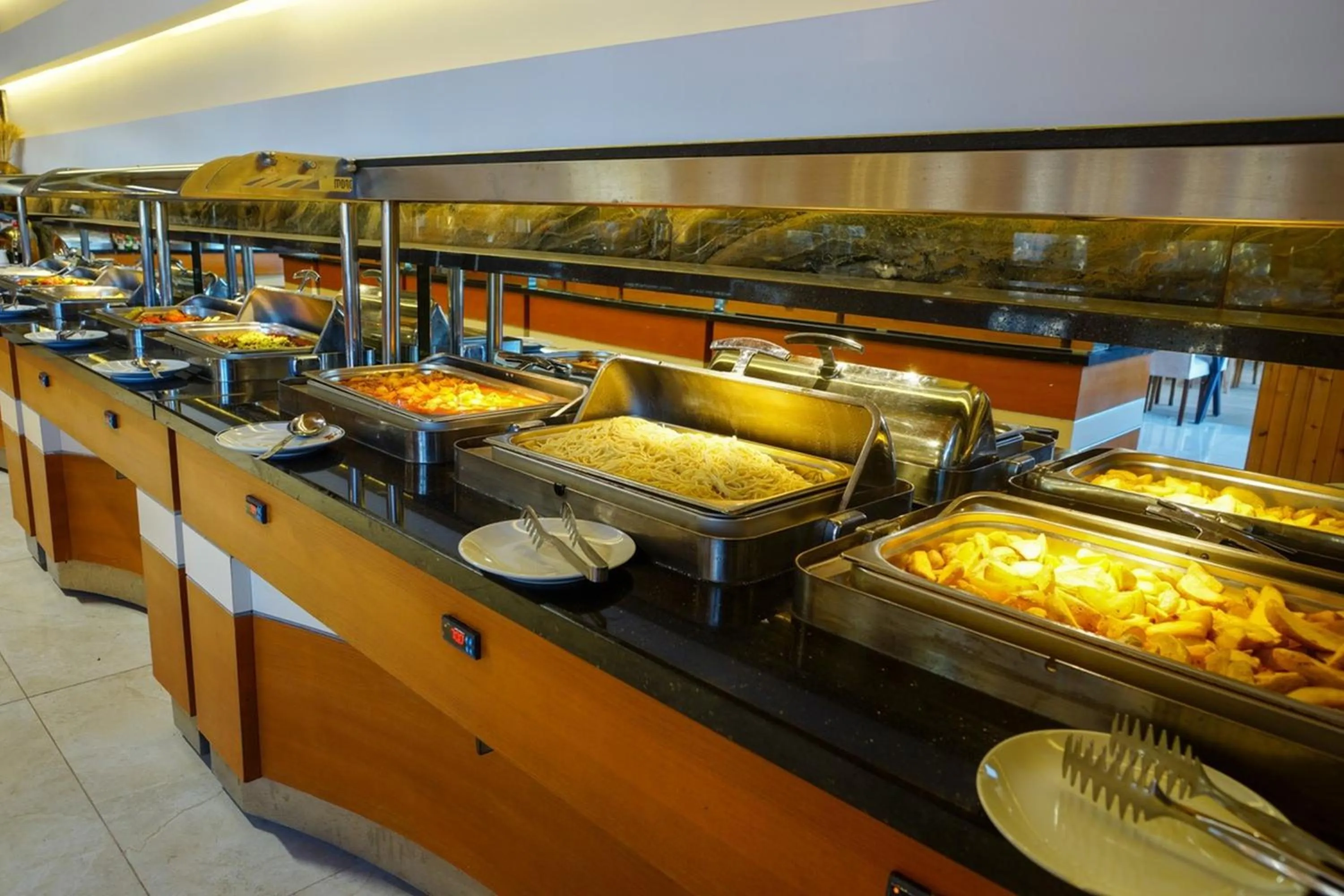 Buffet breakfast in Ugurlu Termal Tatil Köyü