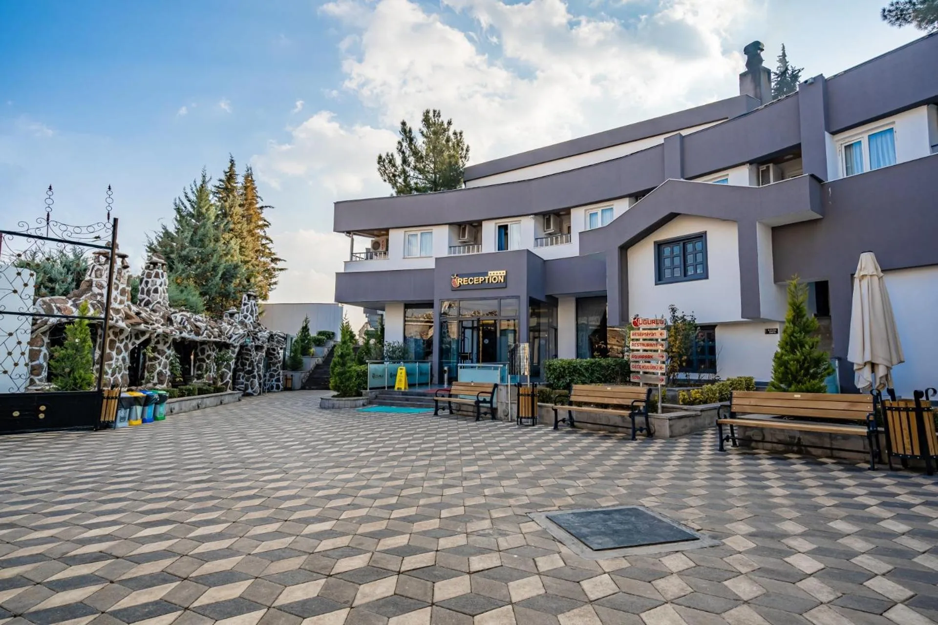 Facade/entrance in Ugurlu Termal Tatil Köyü