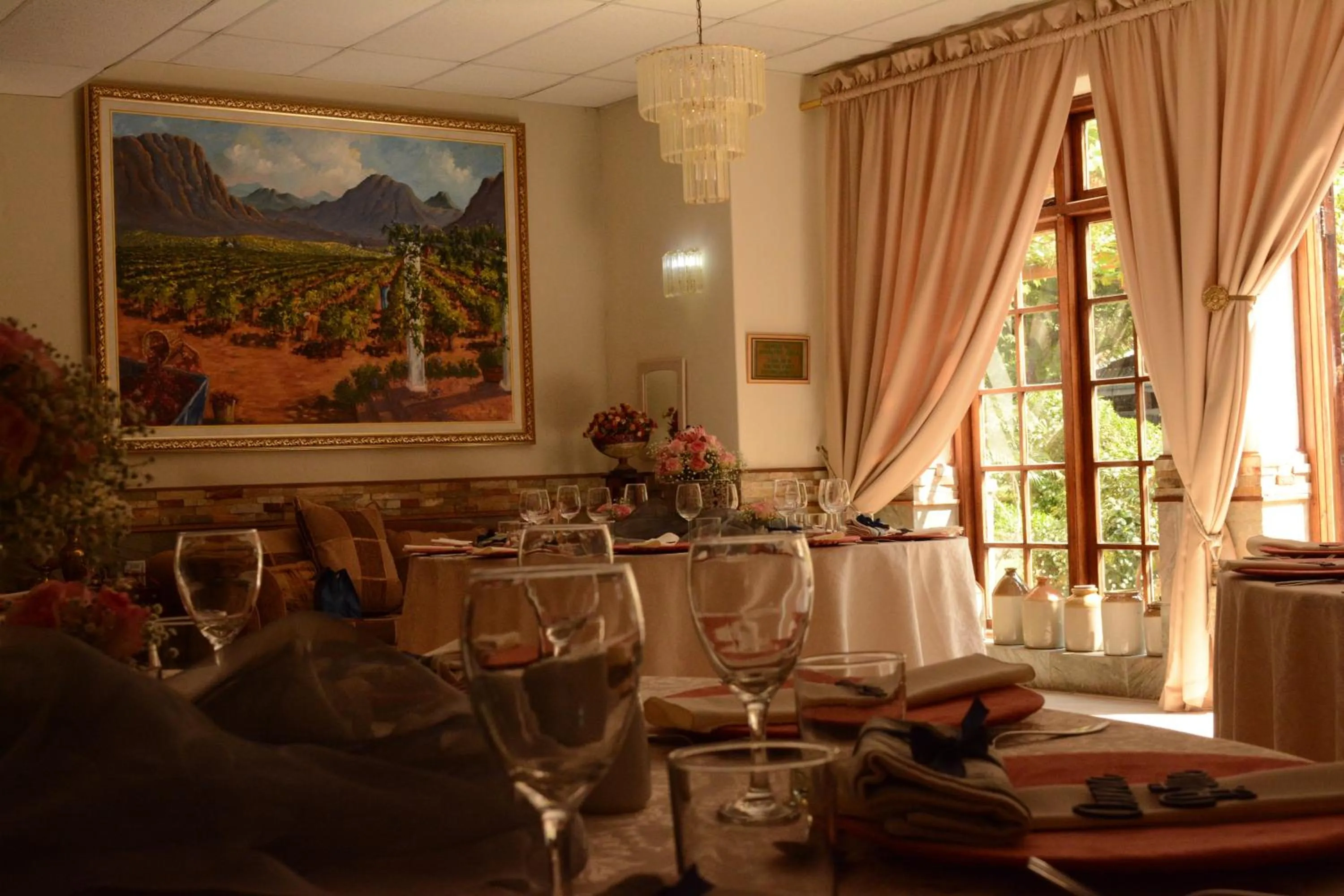 Executive Double Room in Le Chateau Guest House and Conference Centre