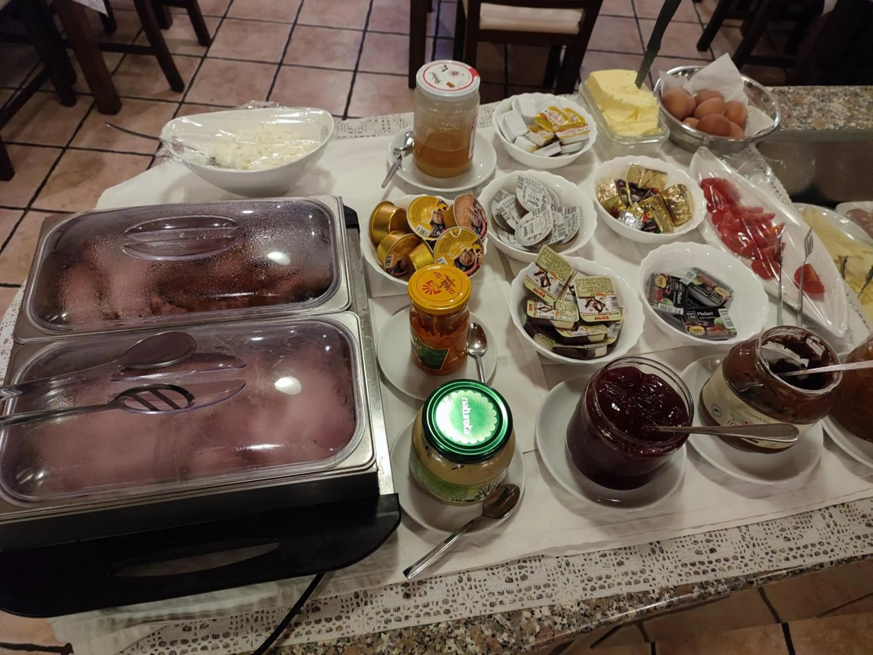 Buffet breakfast in Penzion Kovac