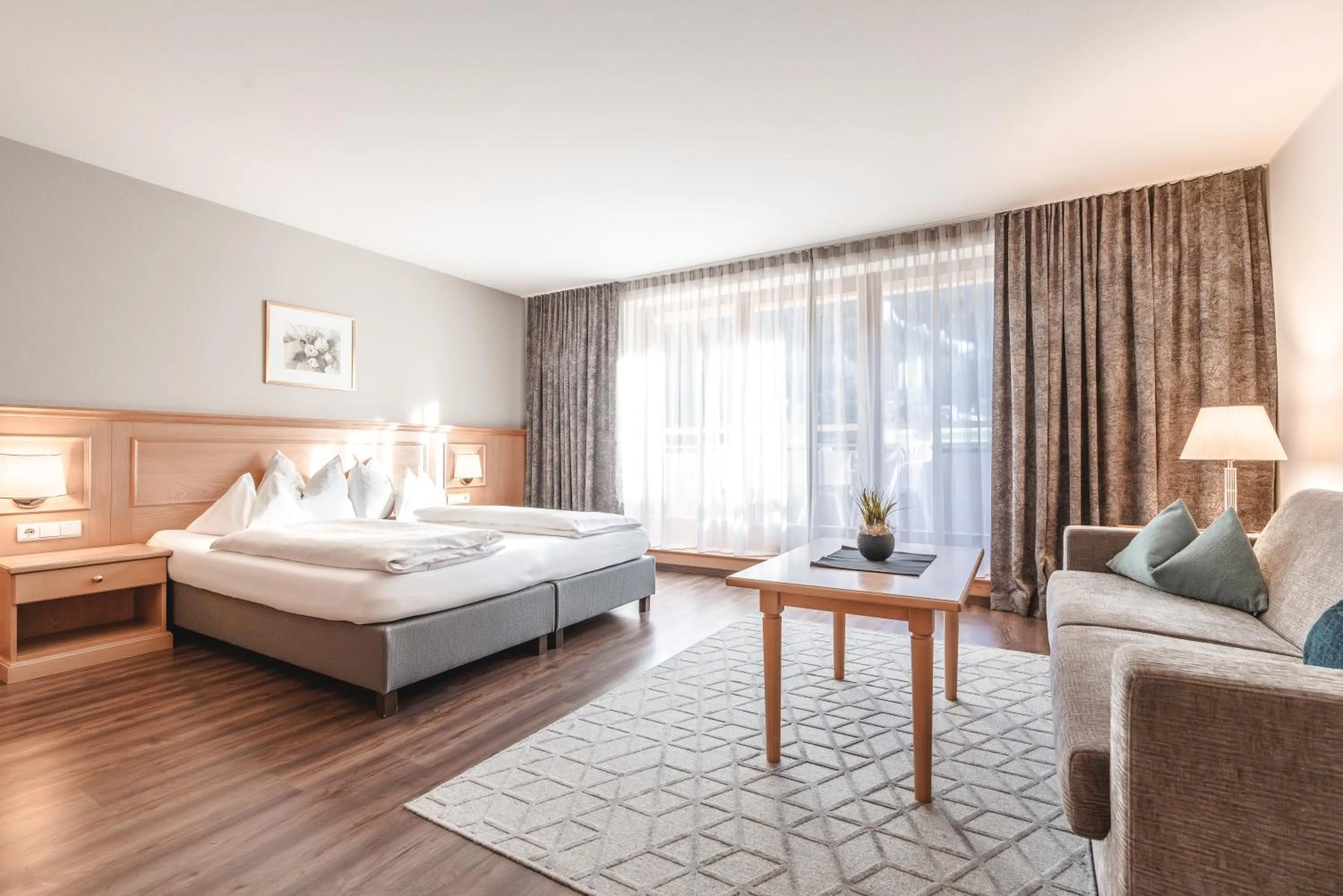 Photo of the whole room, Bed in Hotel Reischach