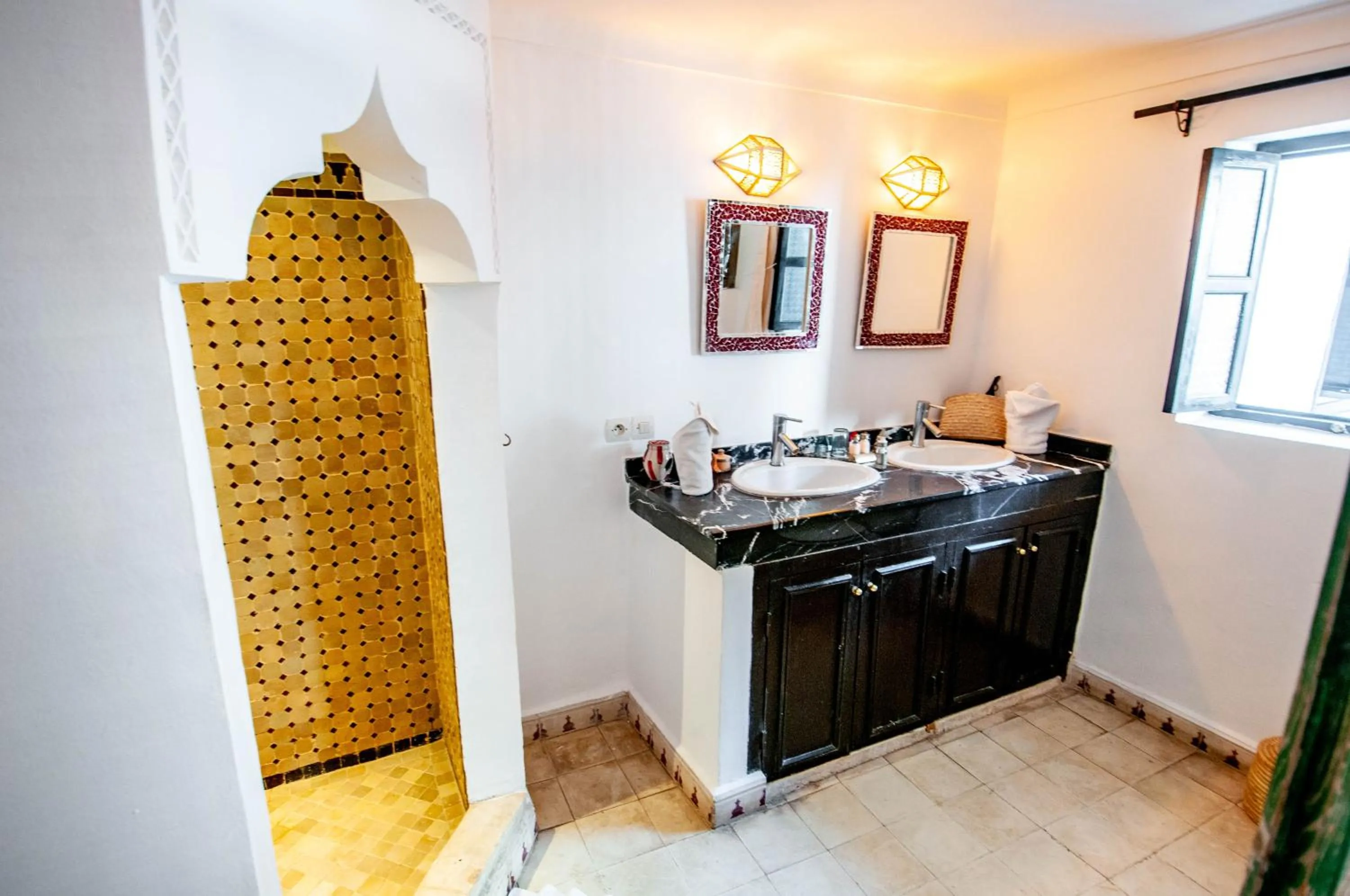 Bathroom in Riad Makila