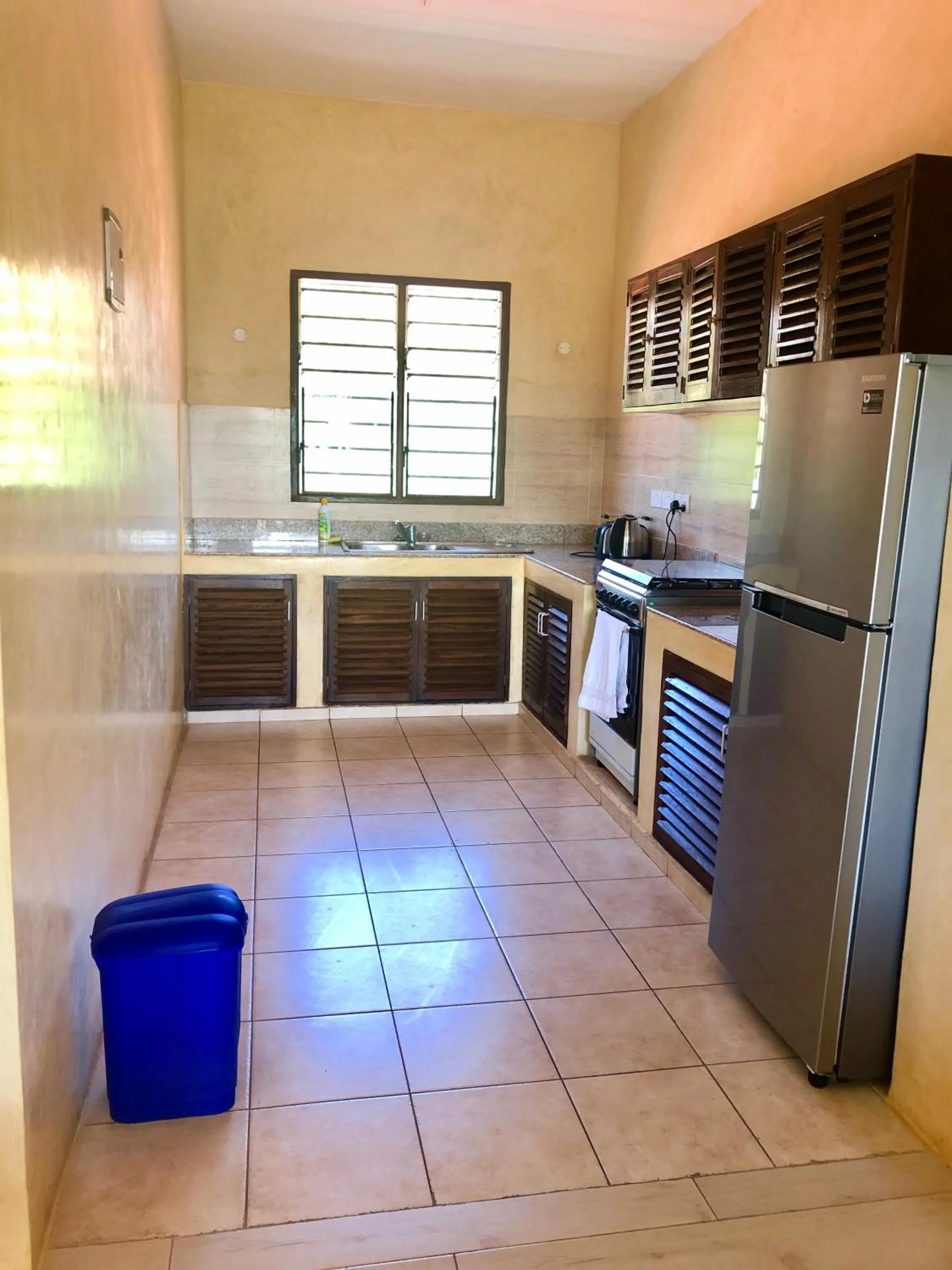 Kitchen or kitchenette in Flametree Beach Homes