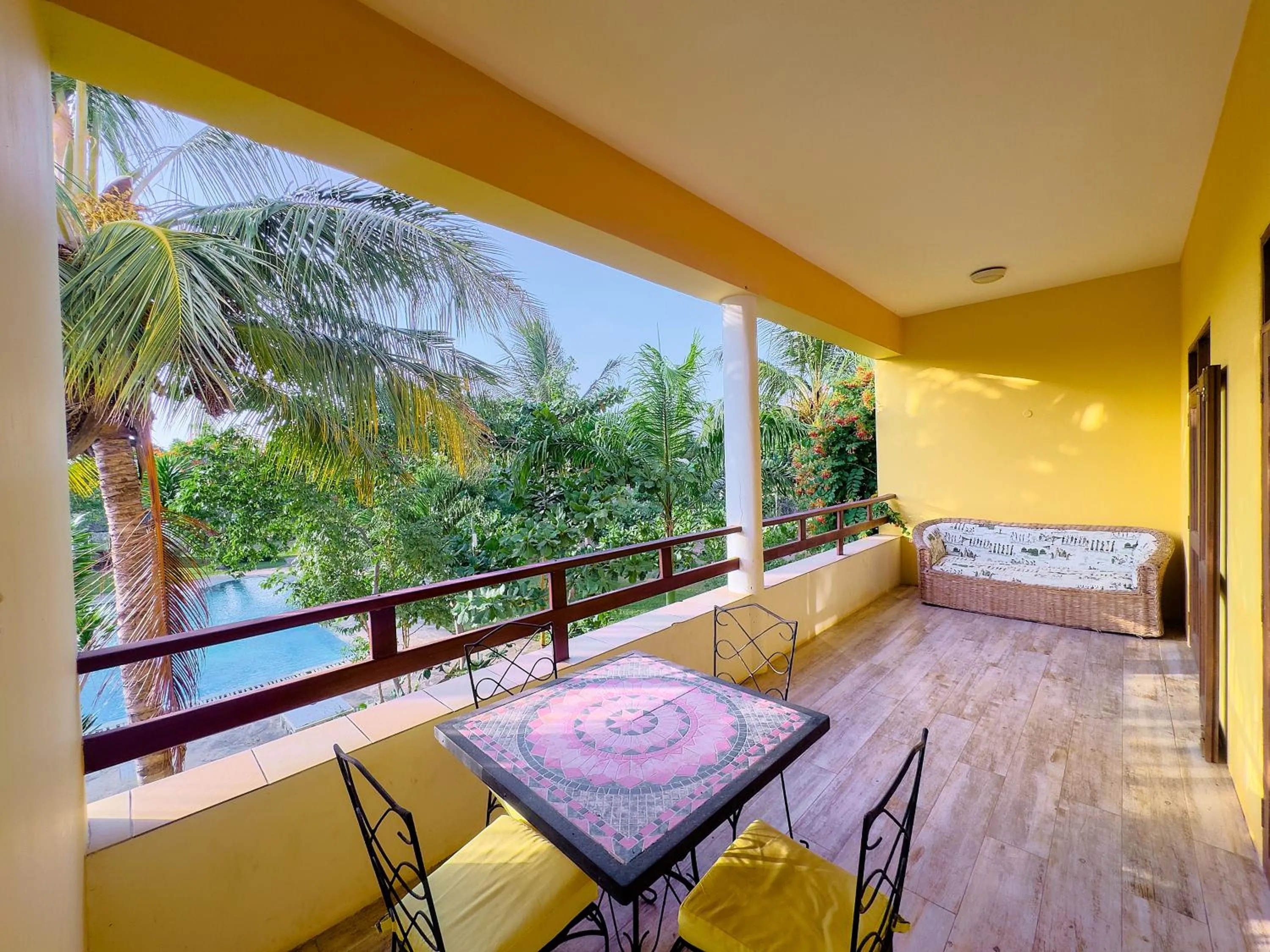Balcony/Terrace in Flametree Beach Homes