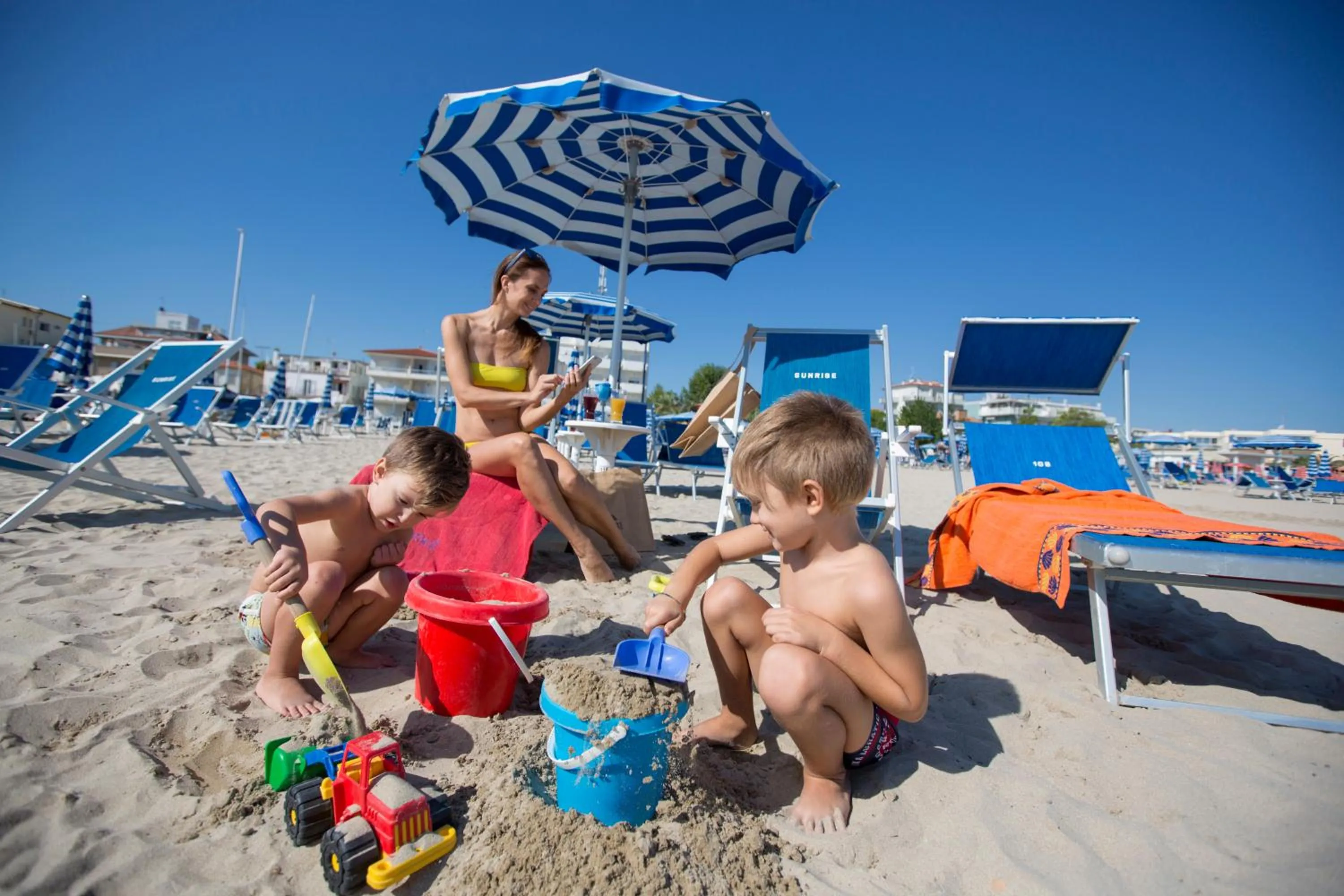 Day in Residence Sunrise