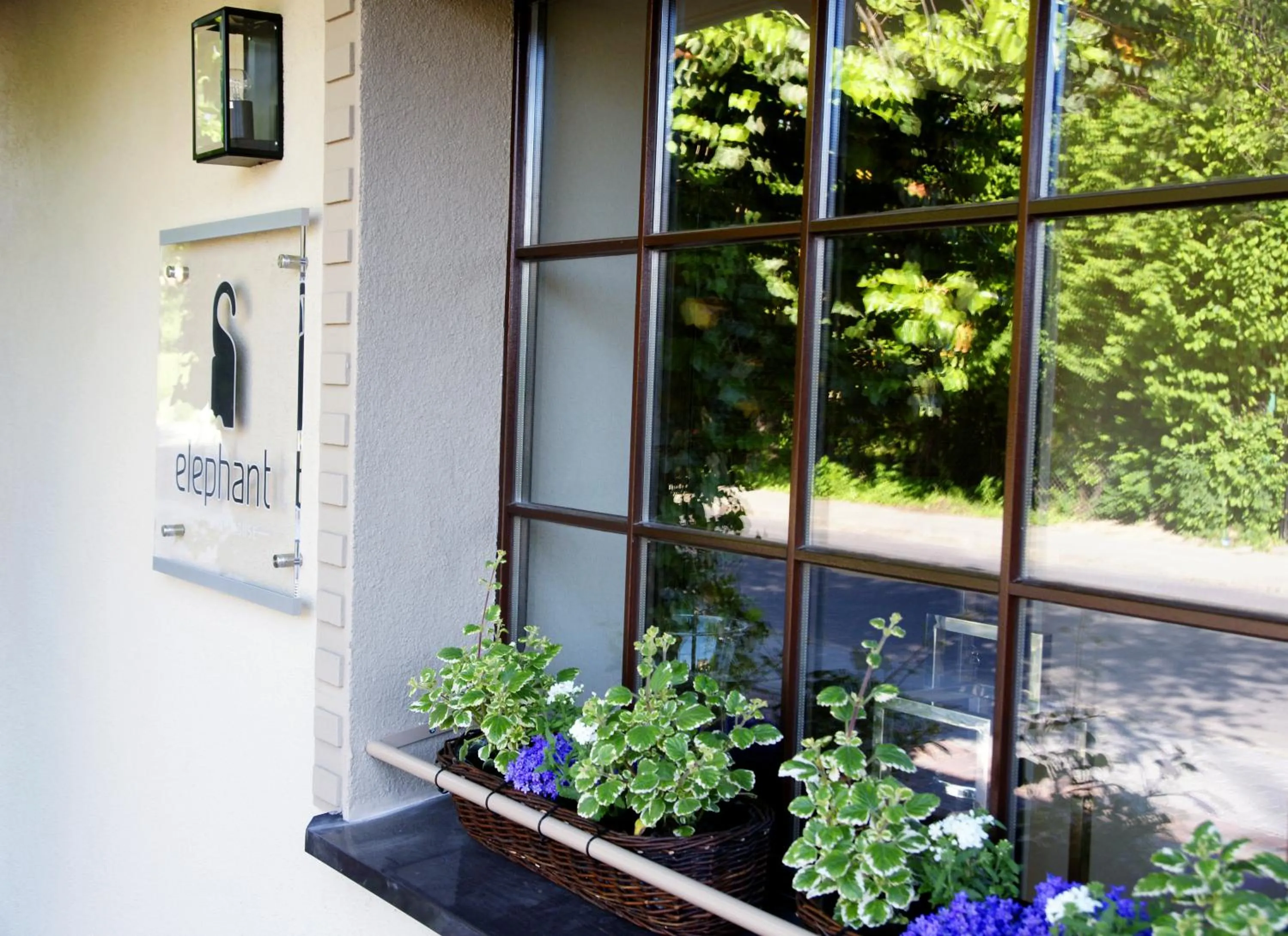 Decorative detail in City Center House Elephant