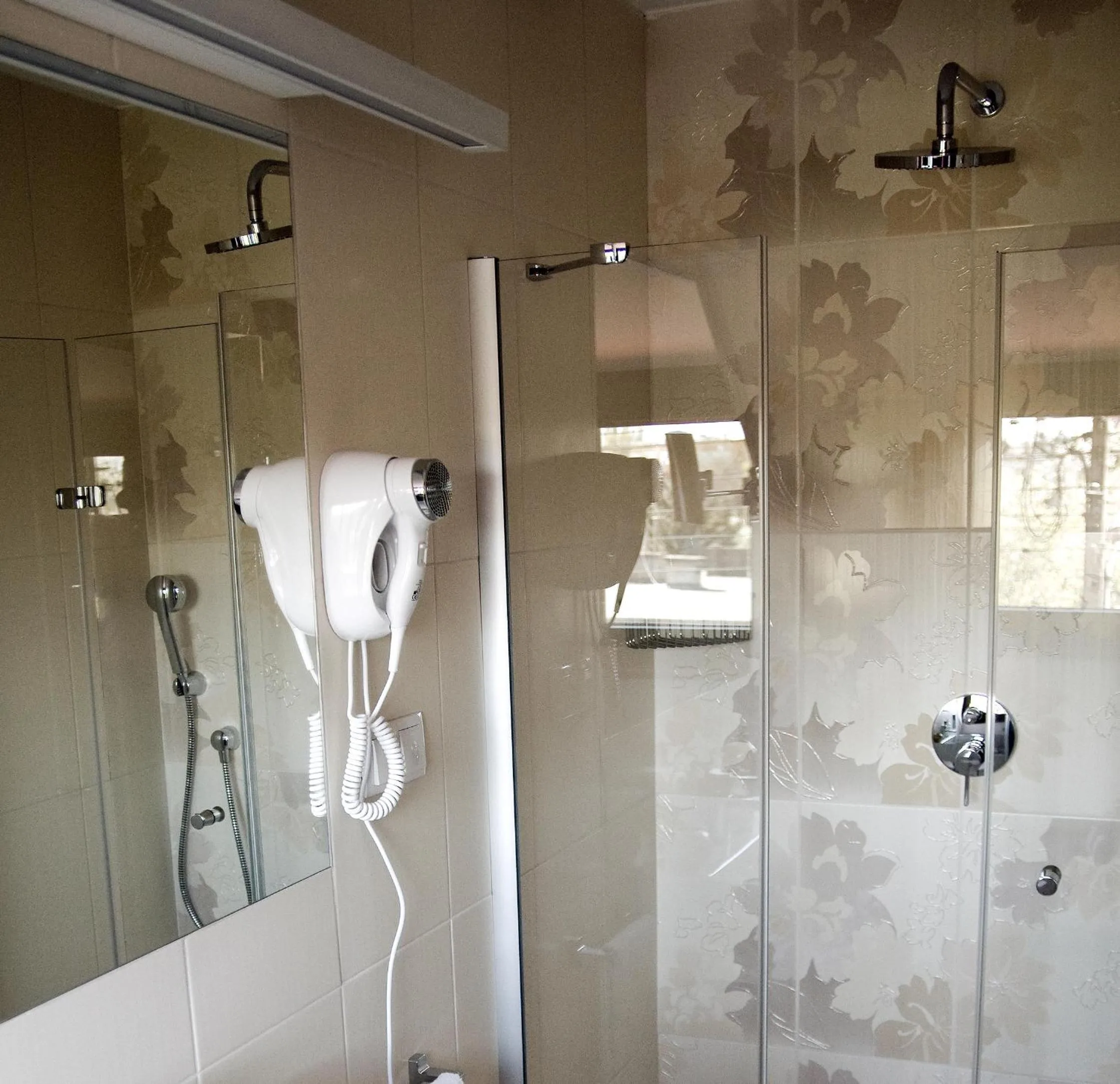 Bathroom in City Center House Elephant