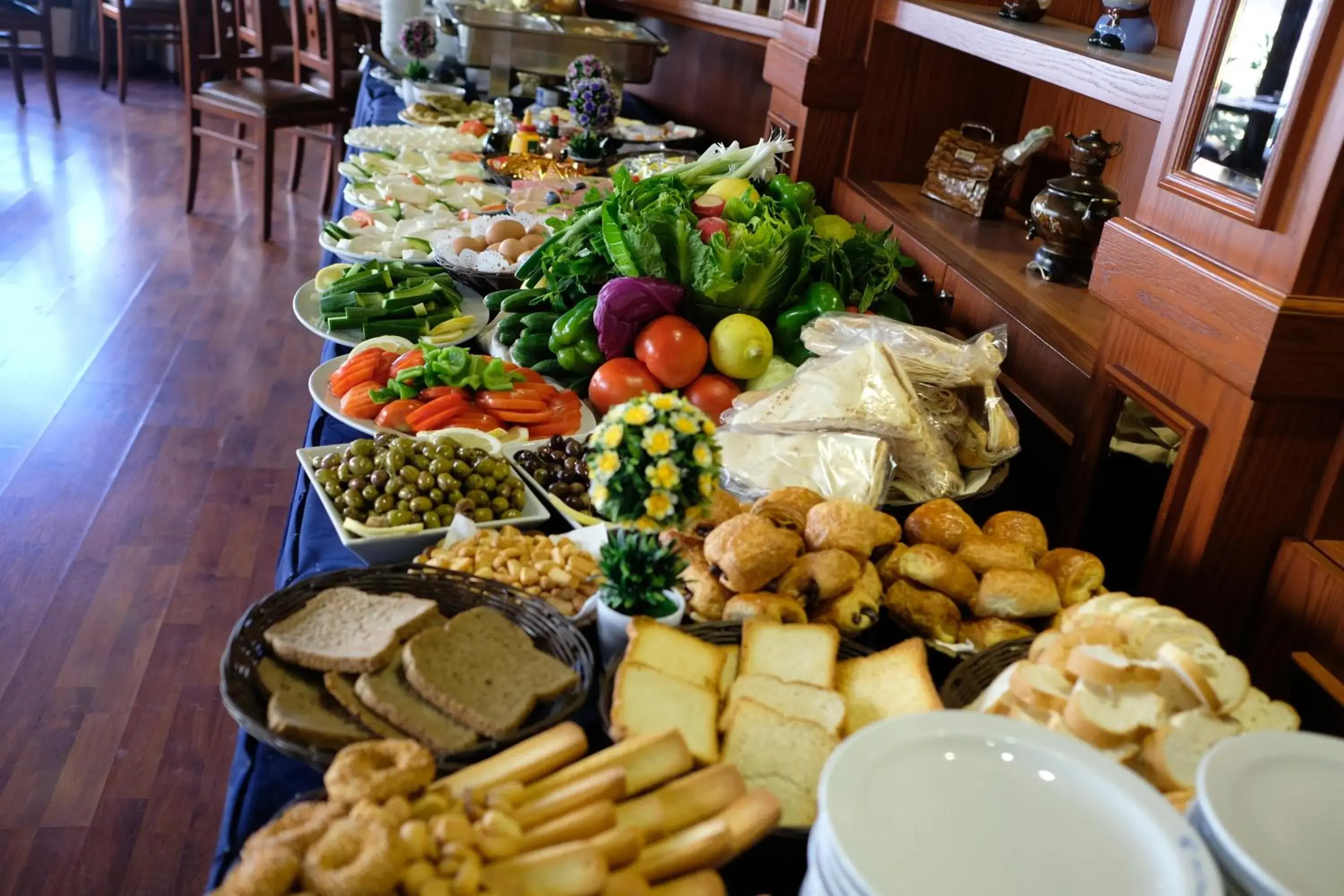 Food and drinks in Grand Gabriel Food and drinks in Grand Gabriel