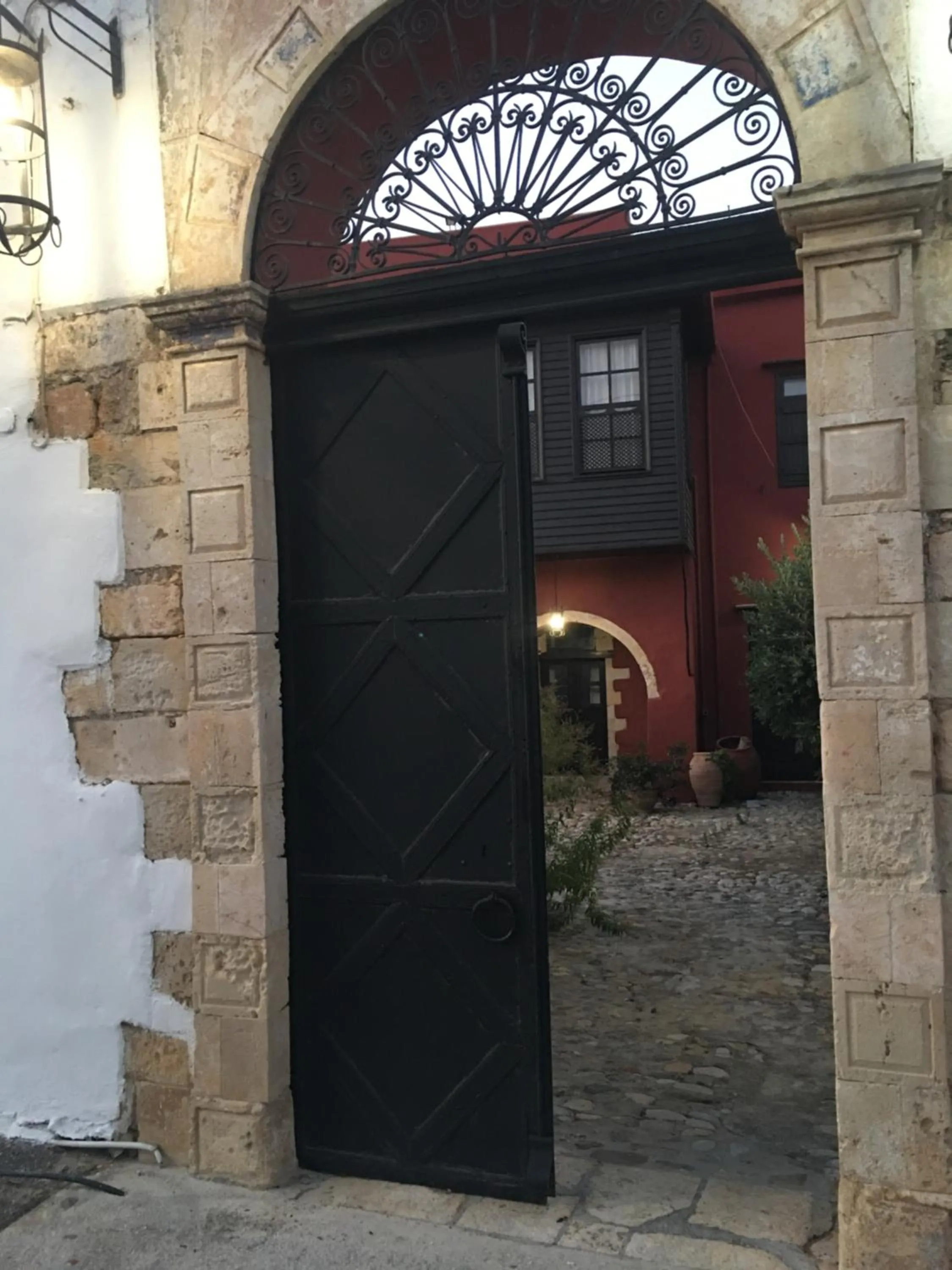 Facade/entrance in Oasis Guesthouse