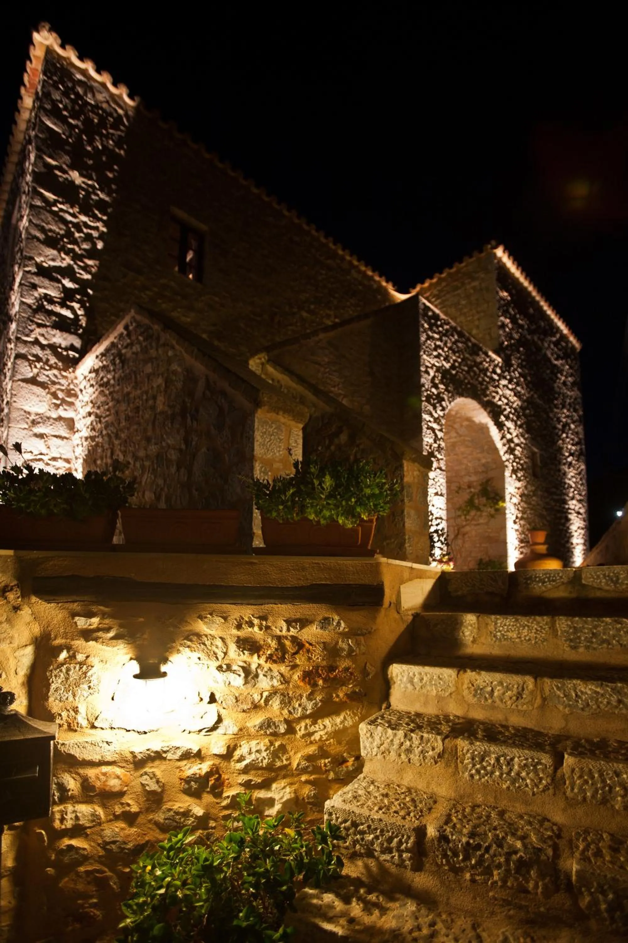 Facade/entrance in Mavromichalai