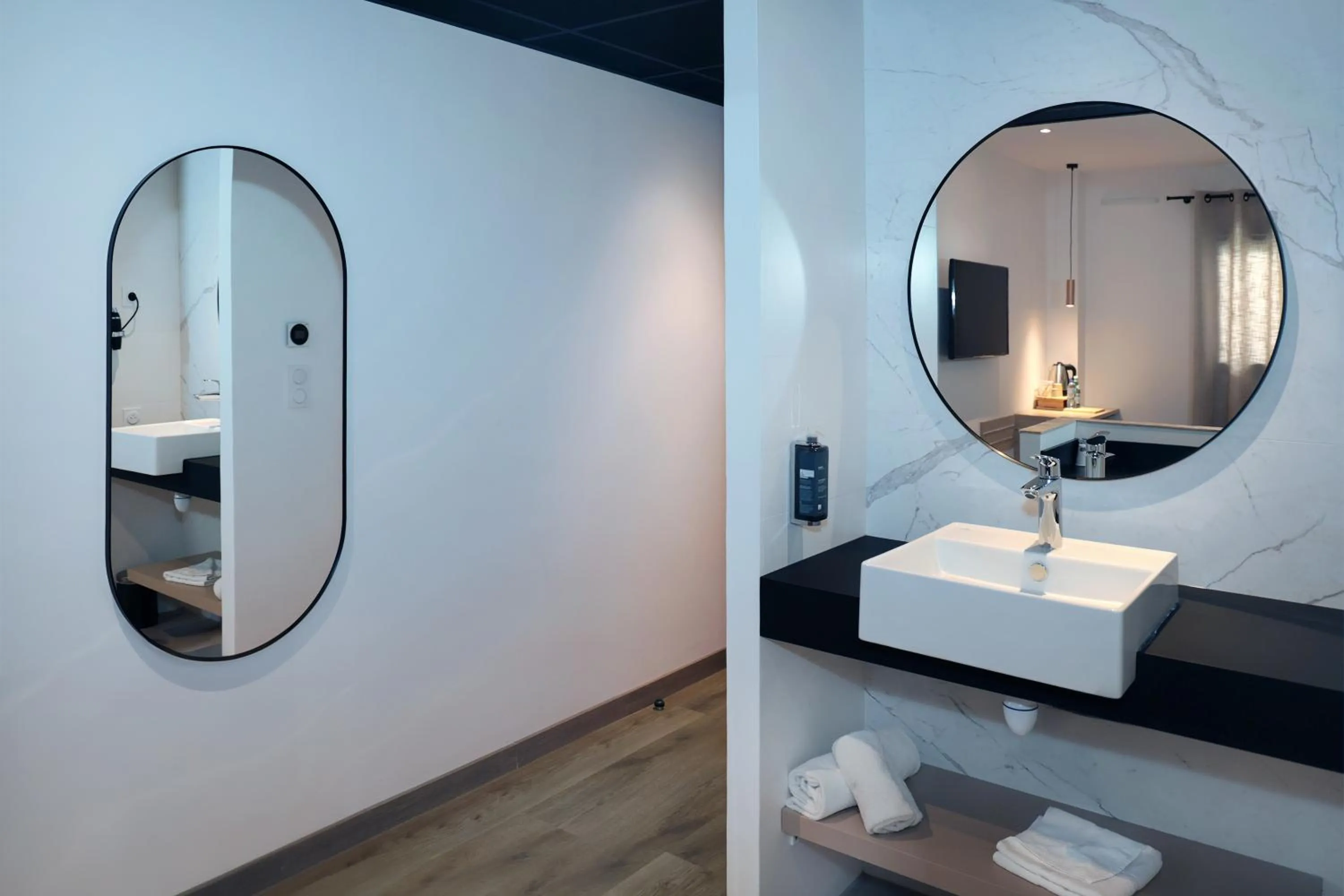 Bathroom in Le Néliö